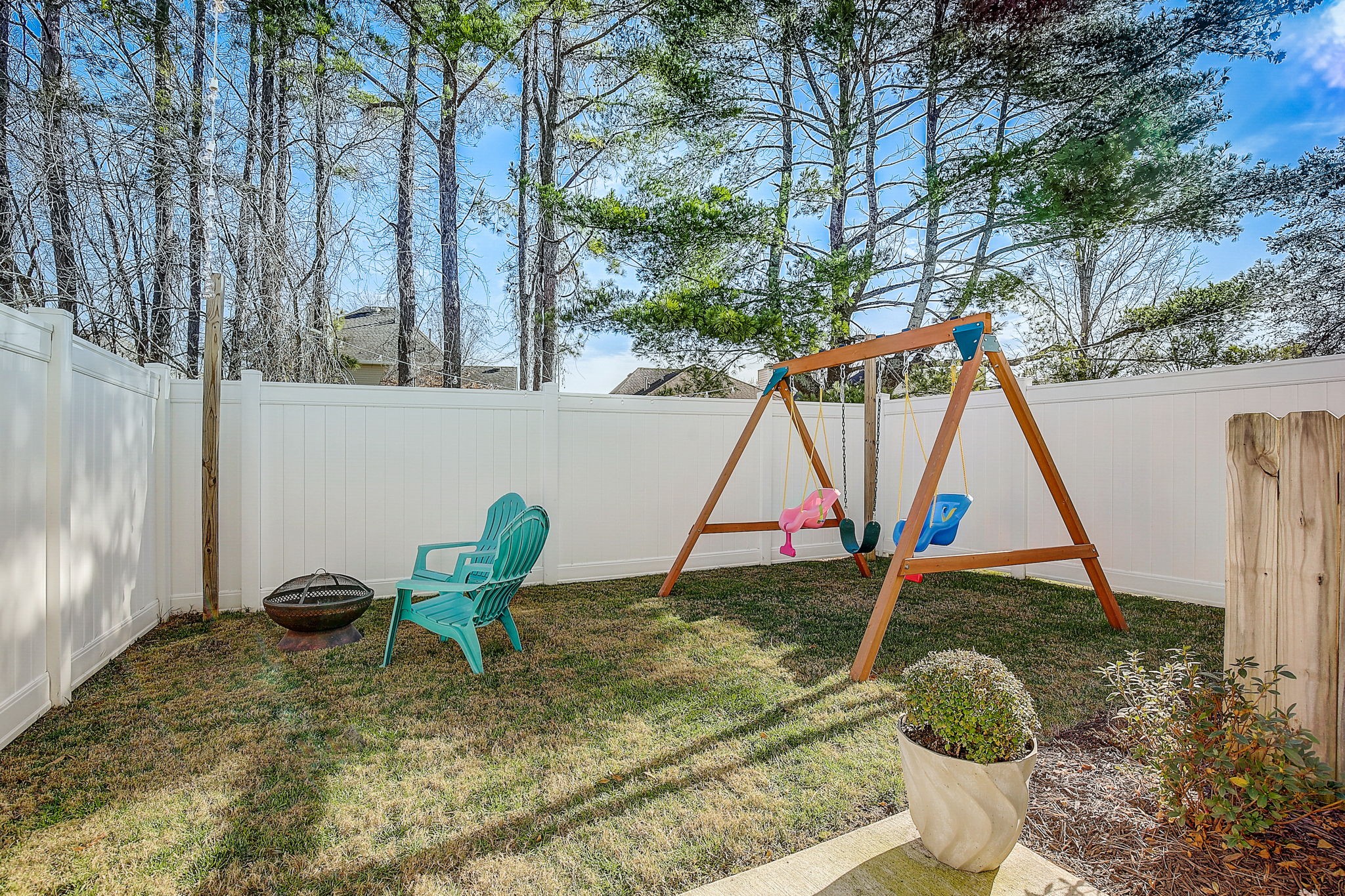 534 Taffy Way