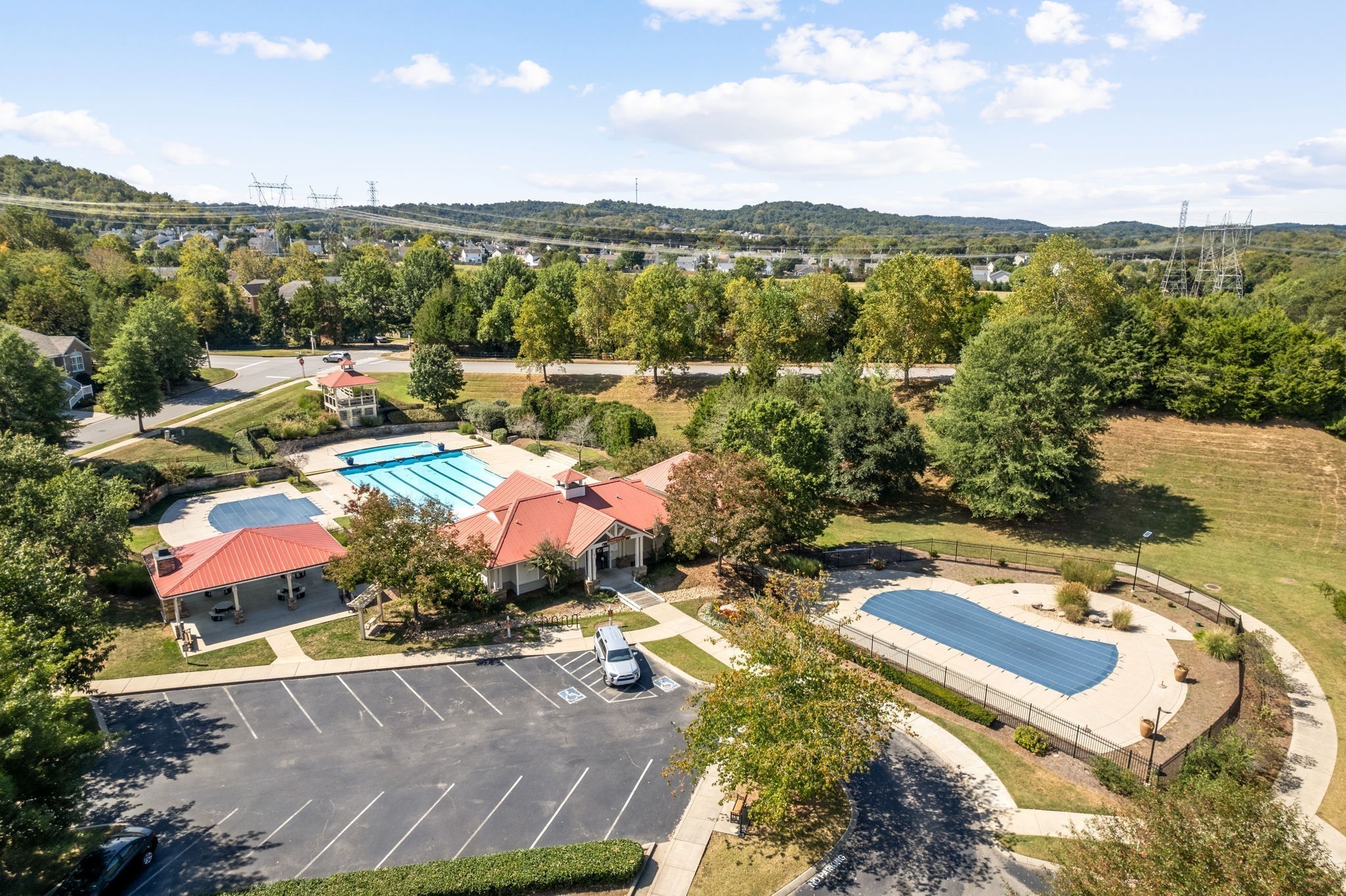 6006 Mill Tree Ct Unit: 33