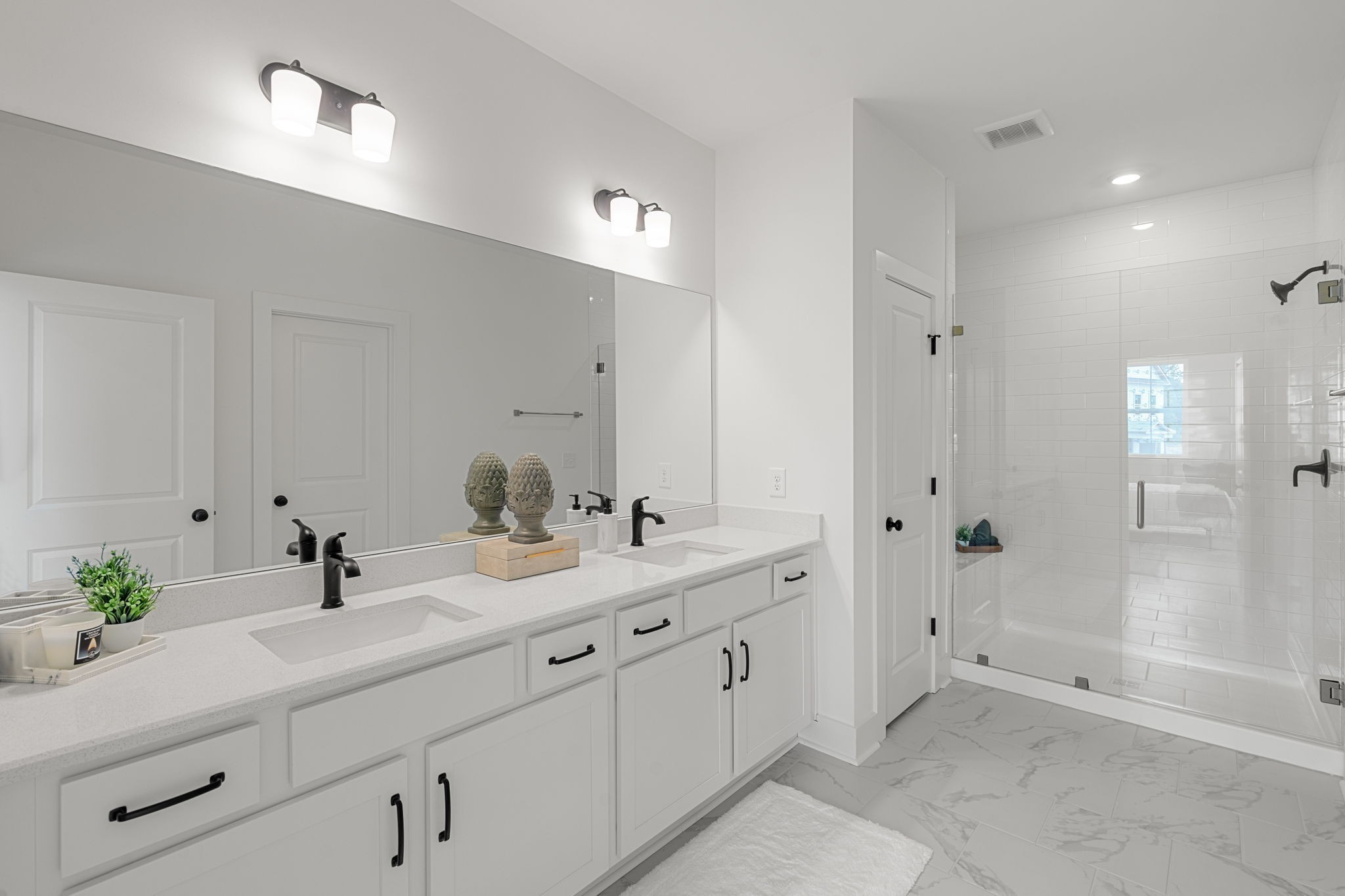 6006 Mill Tree Ct Unit: 33
