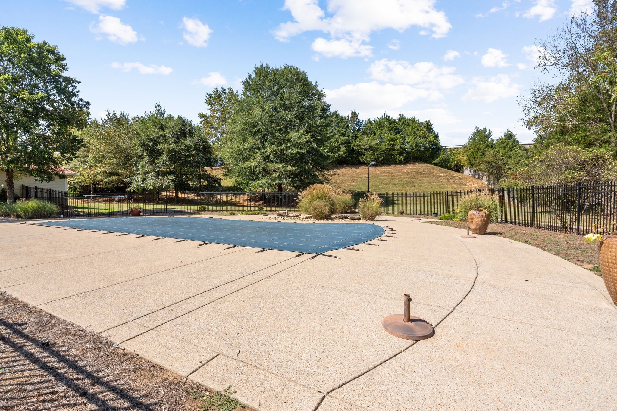 6006 Mill Tree Ct Unit: 33