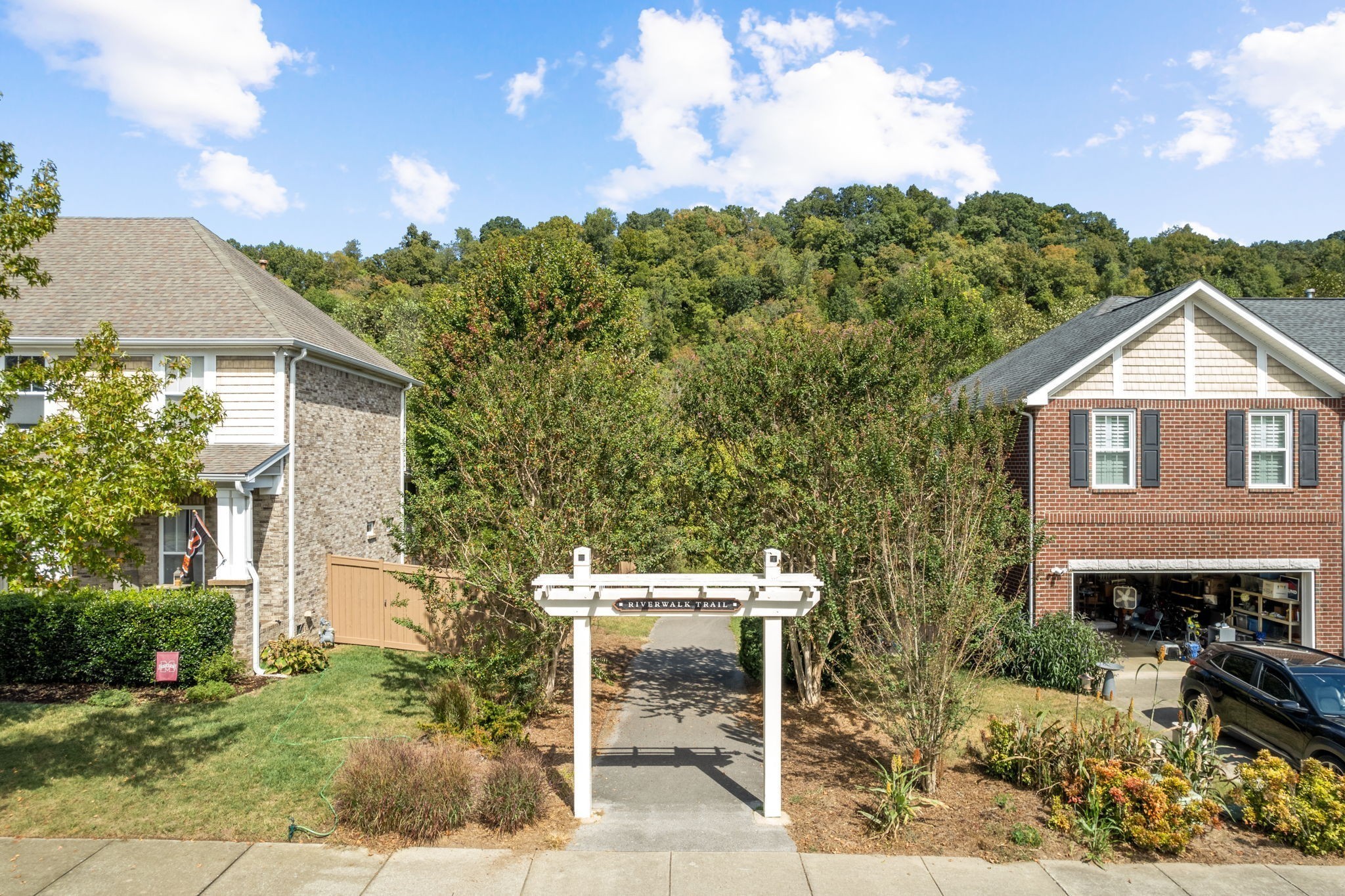 6006 Mill Tree Ct Unit: 33