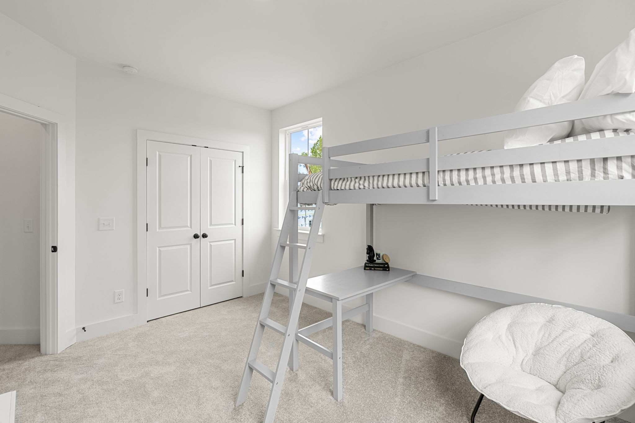 6006 Mill Tree Ct Unit: 33