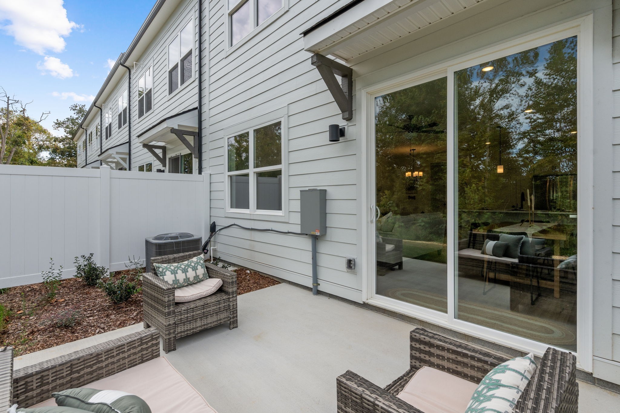 6006 Mill Tree Ct Unit: 33