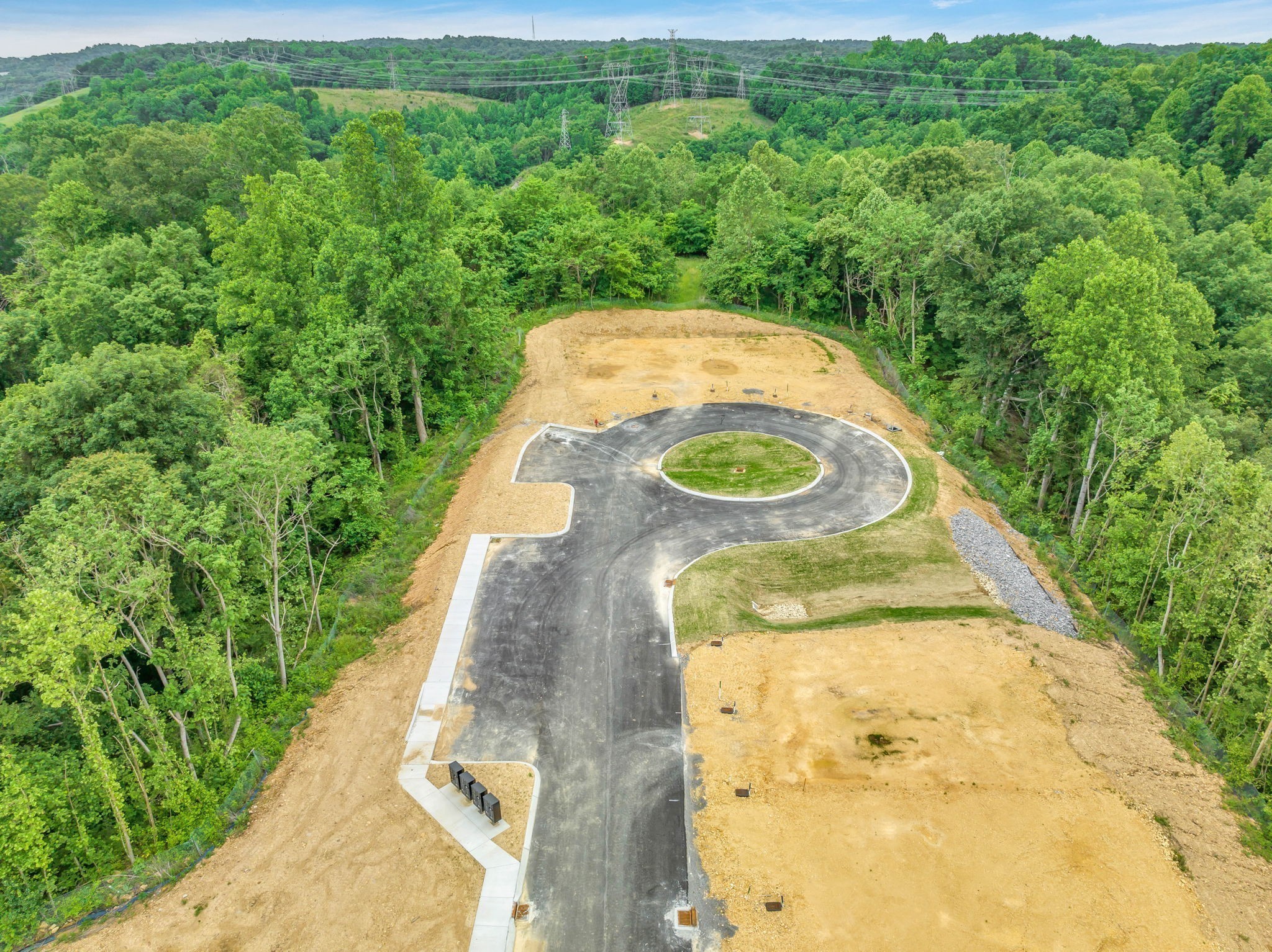 6006 Mill Tree Ct Unit: 33