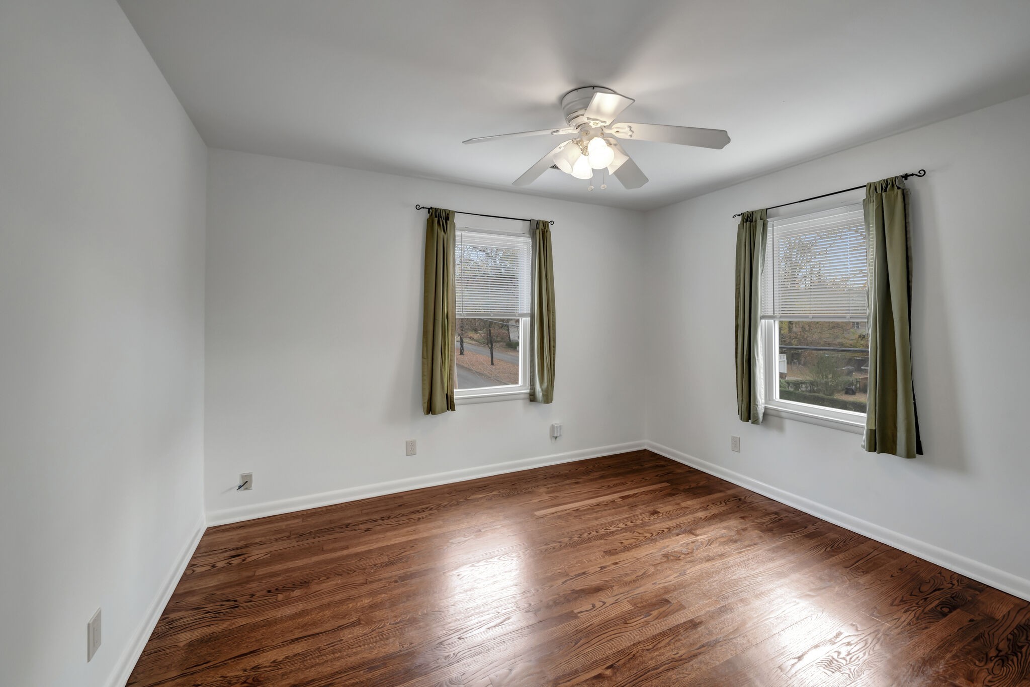 3735 Central Ave Unit: B2