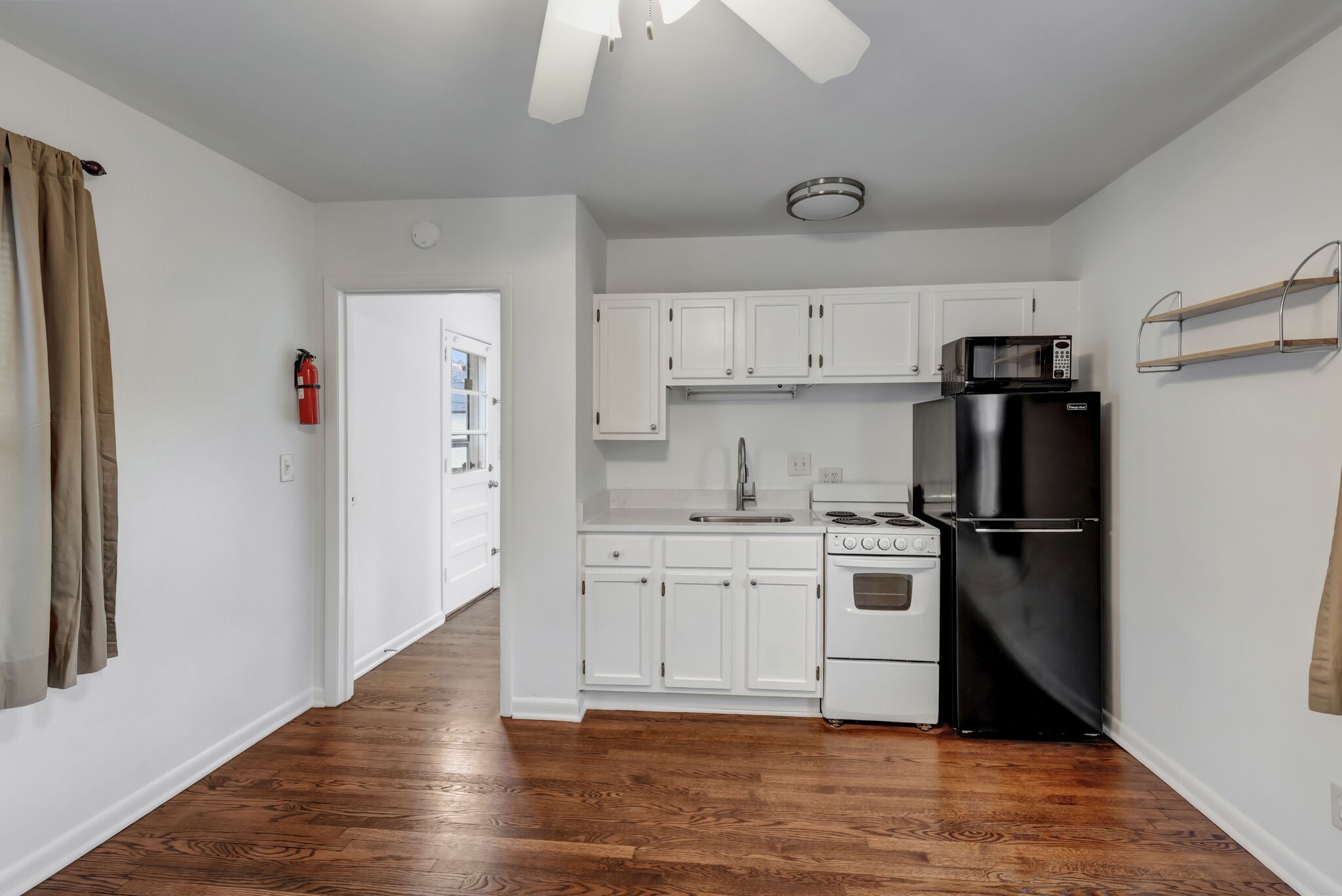 3735 Central Ave Unit: B2