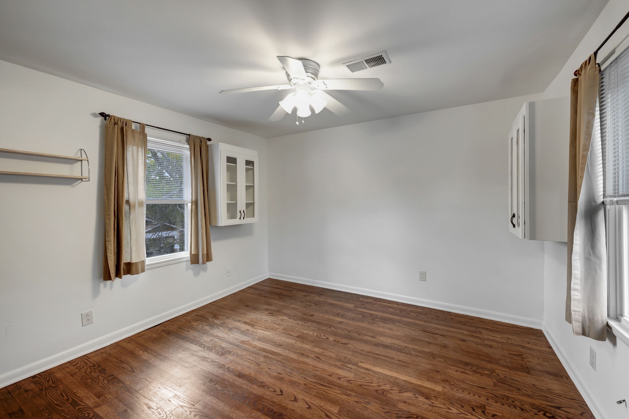 3735 Central Ave Unit: B2