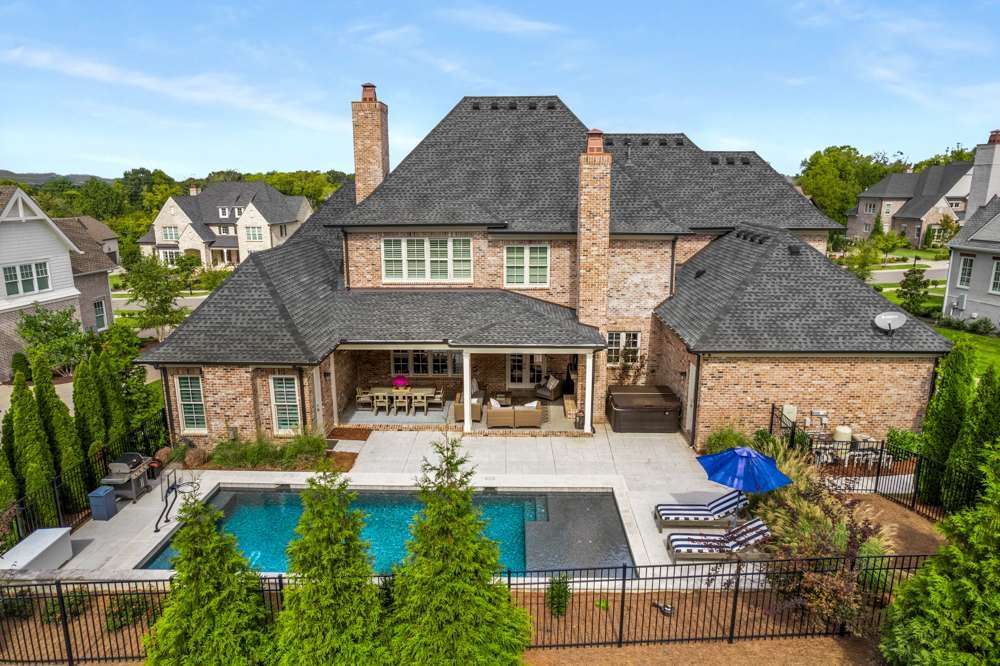 9229 Lehigh Dr