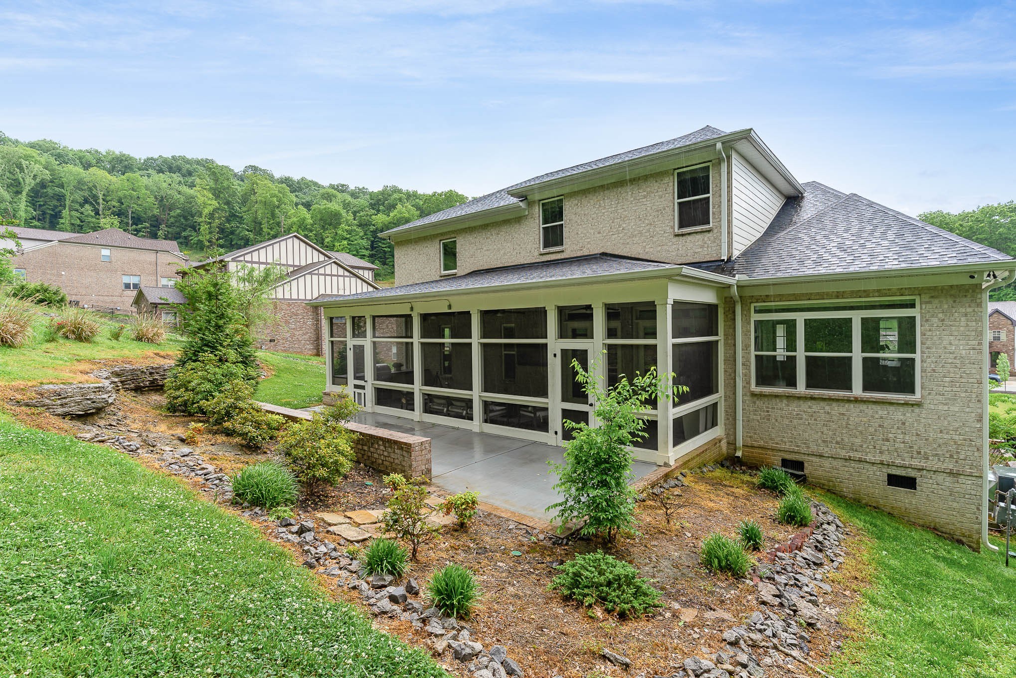 6343 Wildwood Dr