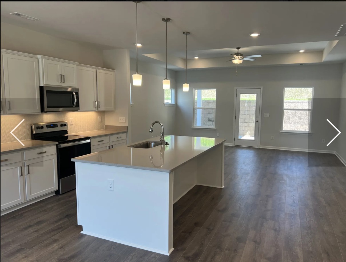 7147 Pepper Tree Circle