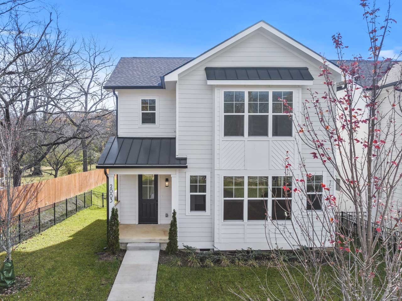 2003 Maple View Ln