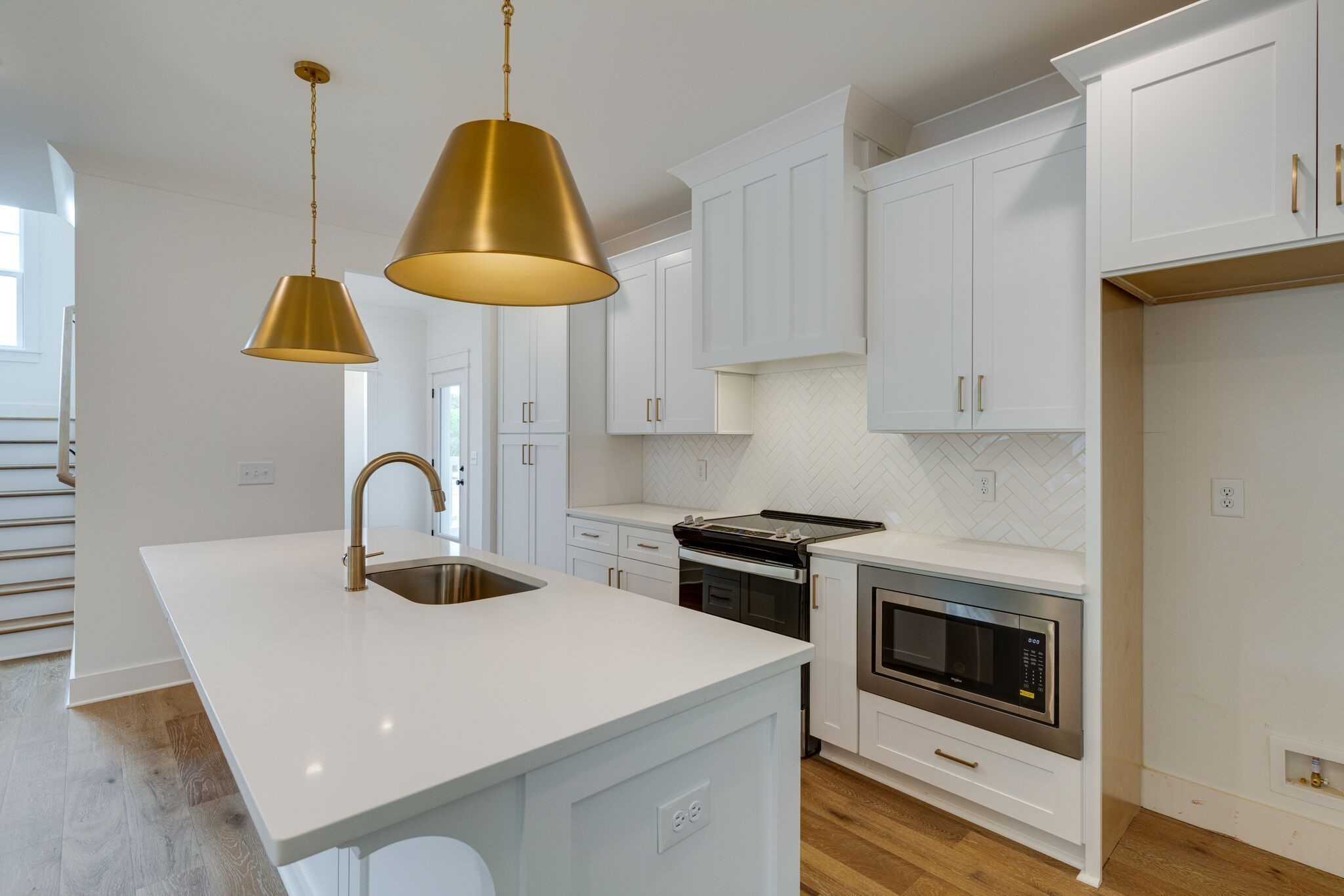 2003 Maple View Ln
