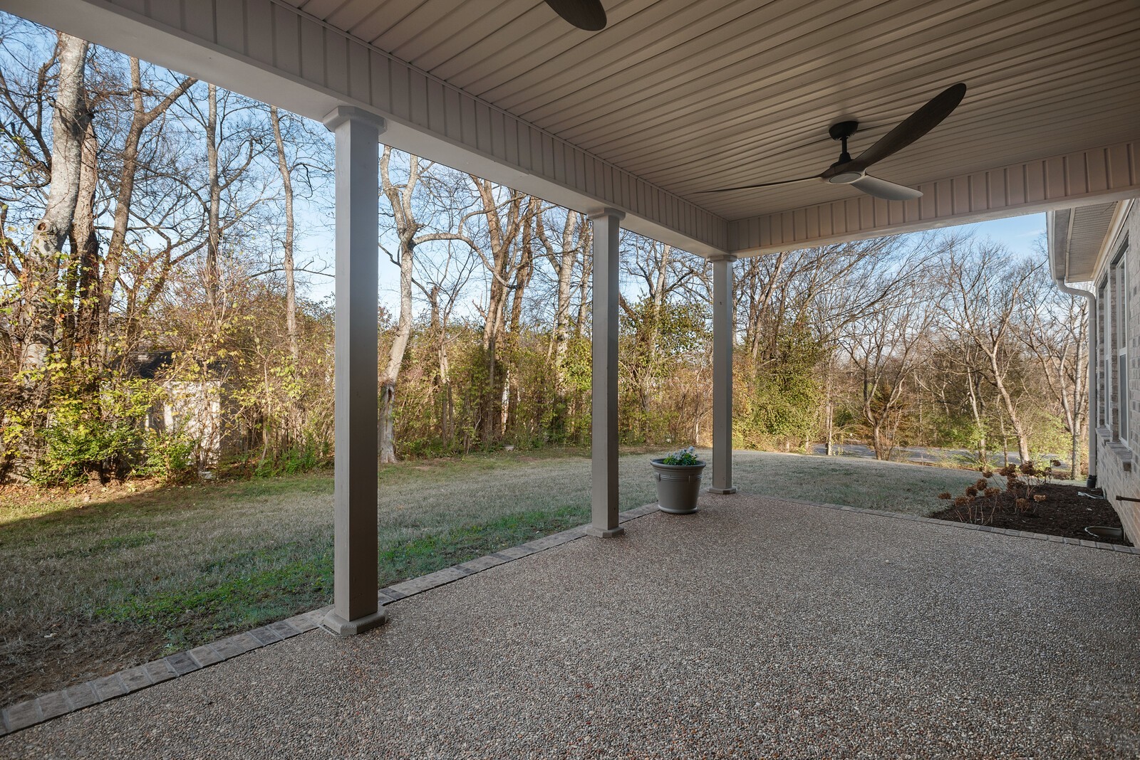 612 Collinscrest Ct
