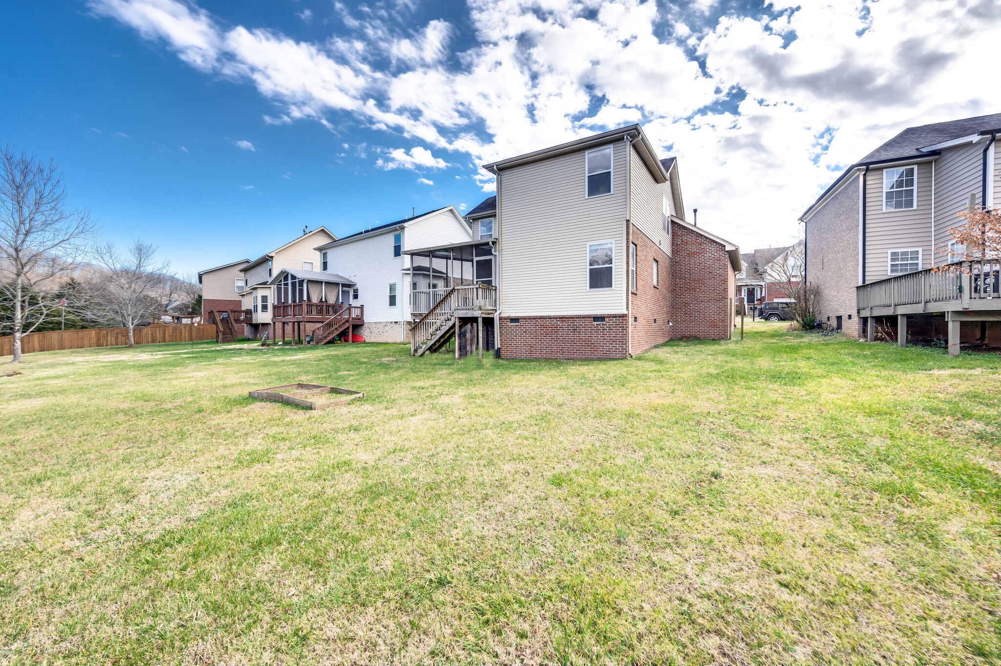 7157 Riverfront Dr