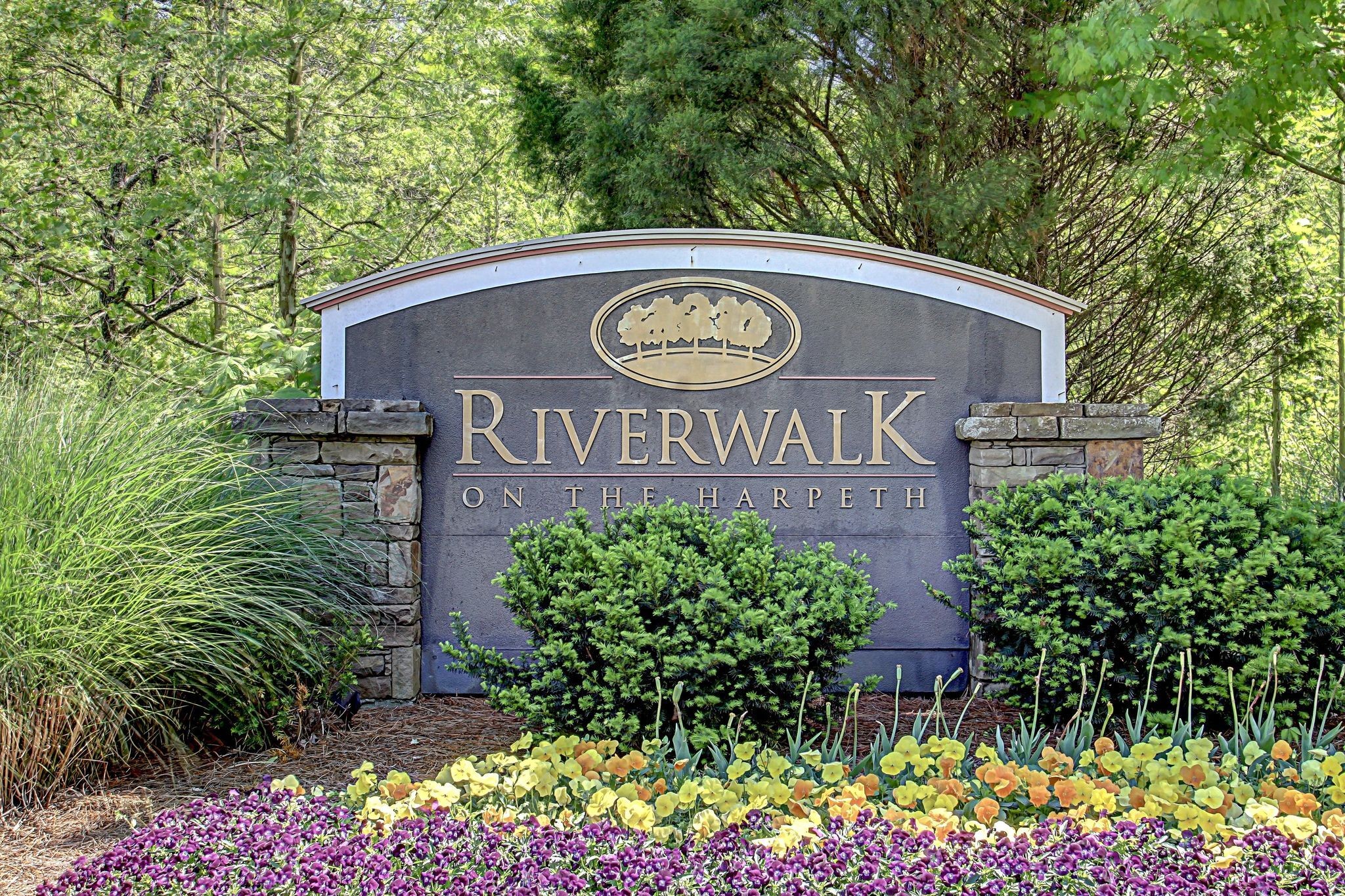 7157 Riverfront Dr