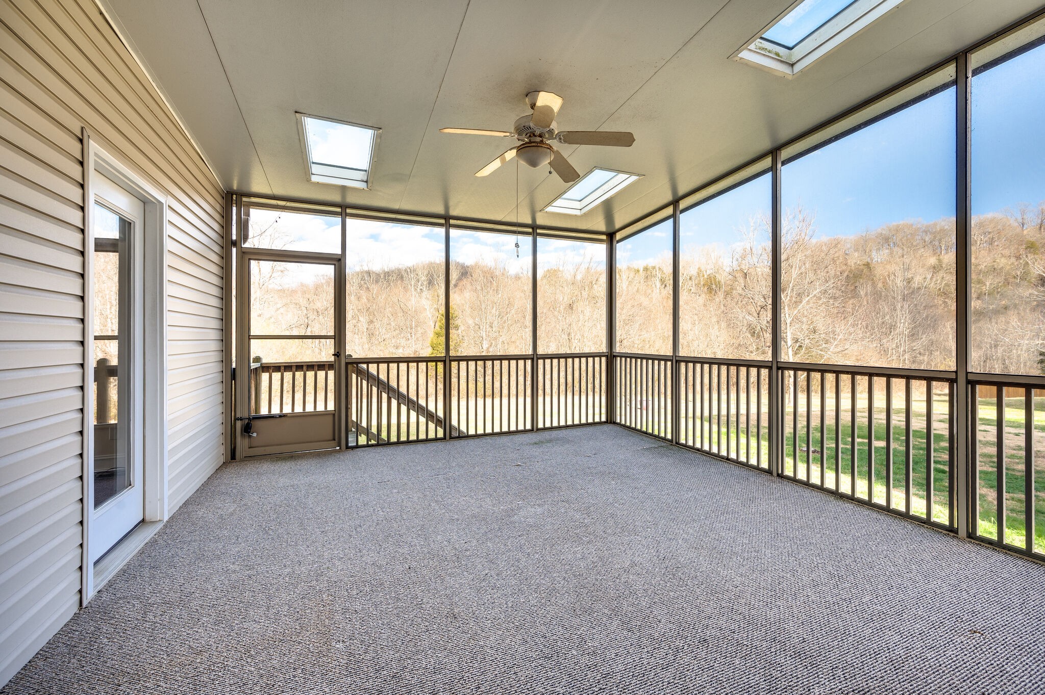 7157 Riverfront Dr