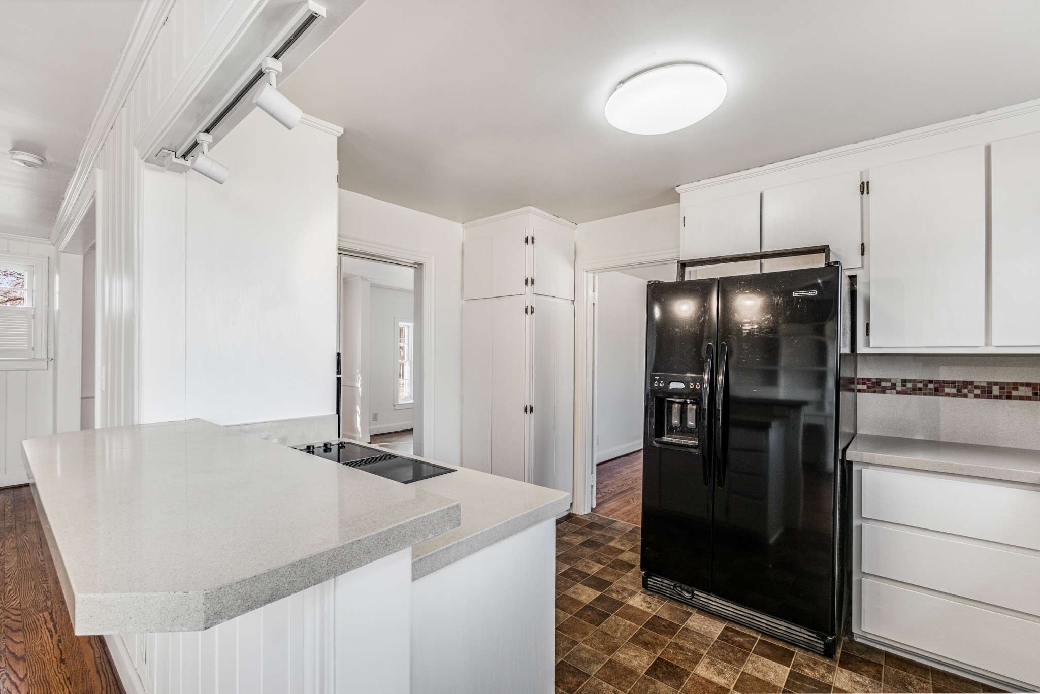 214 Mockingbird Rd