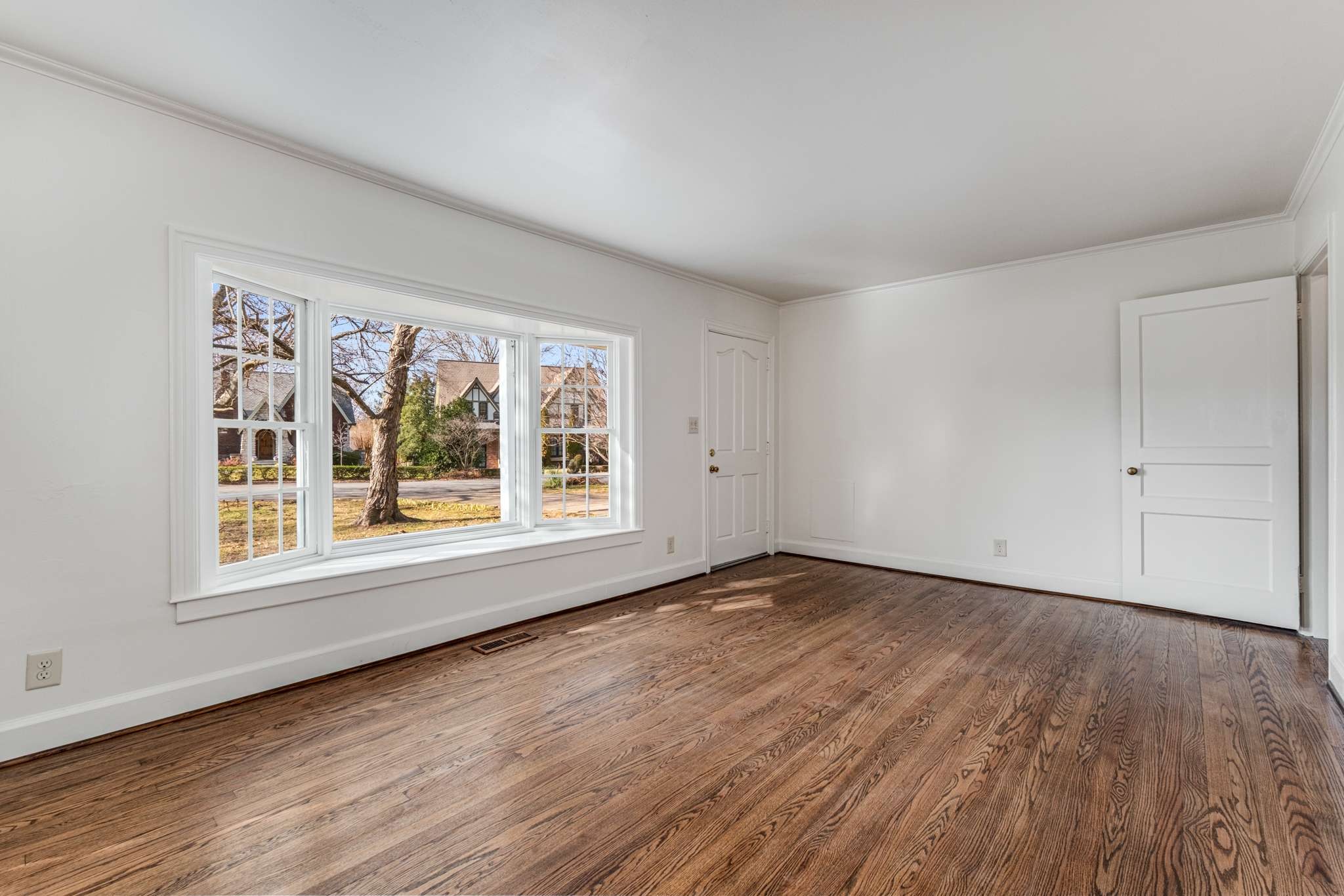 214 Mockingbird Rd