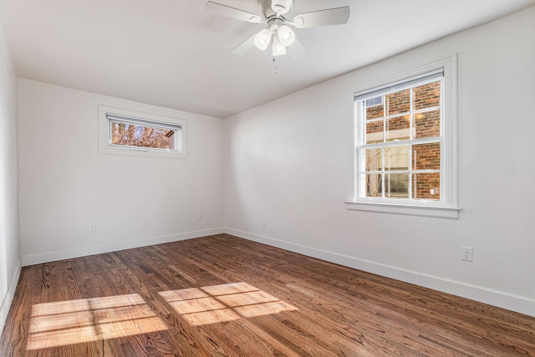214 Mockingbird Rd