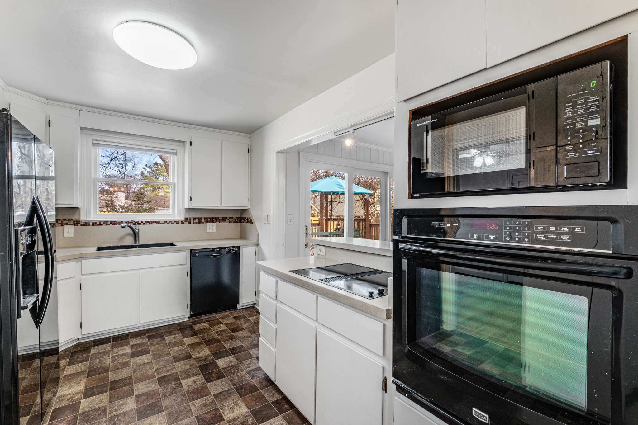 214 Mockingbird Rd