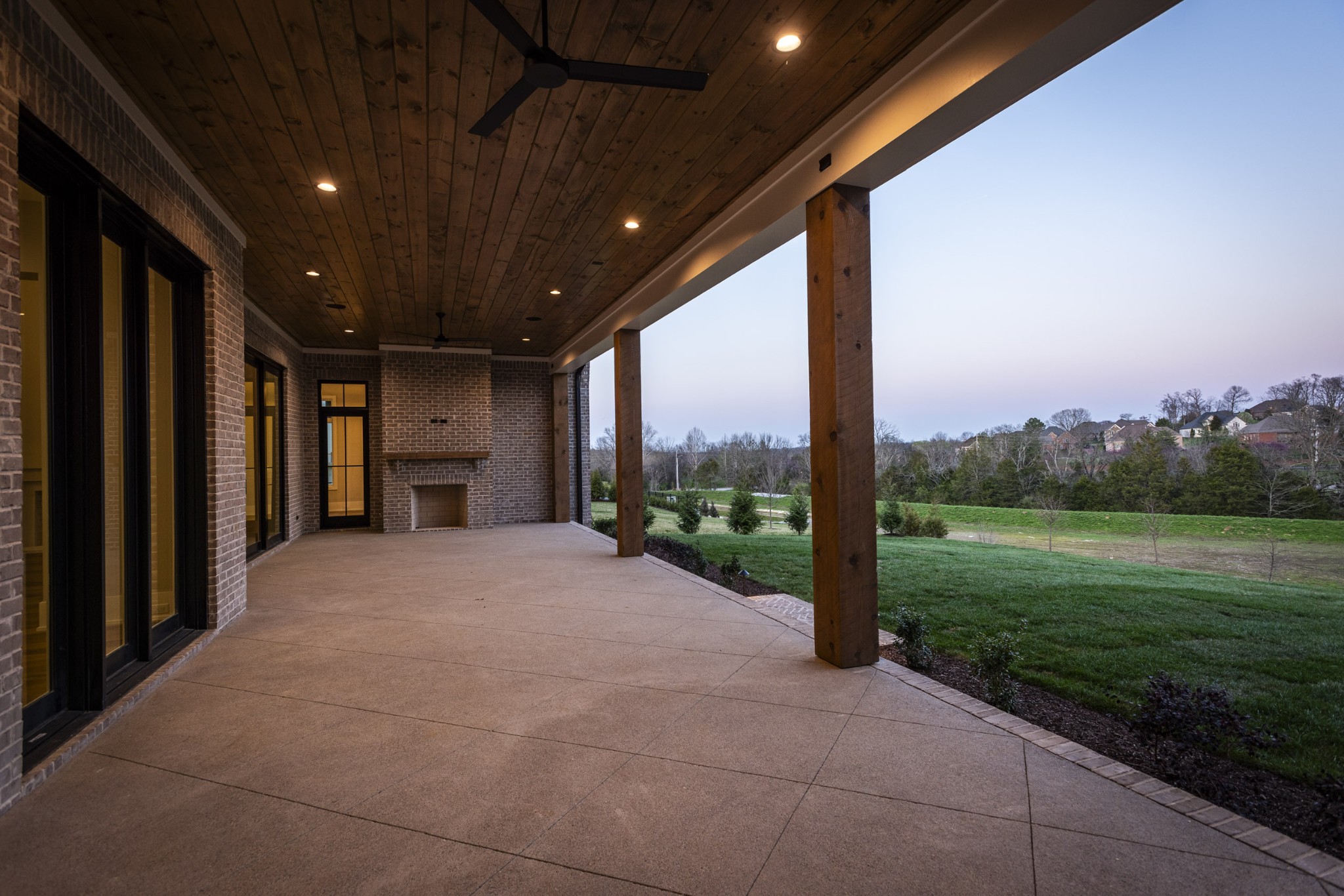 1610 Rosebrooke Dr