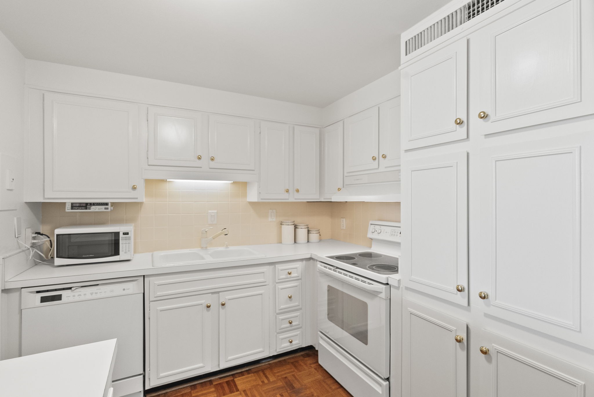 4215 Harding Pike Unit: 604