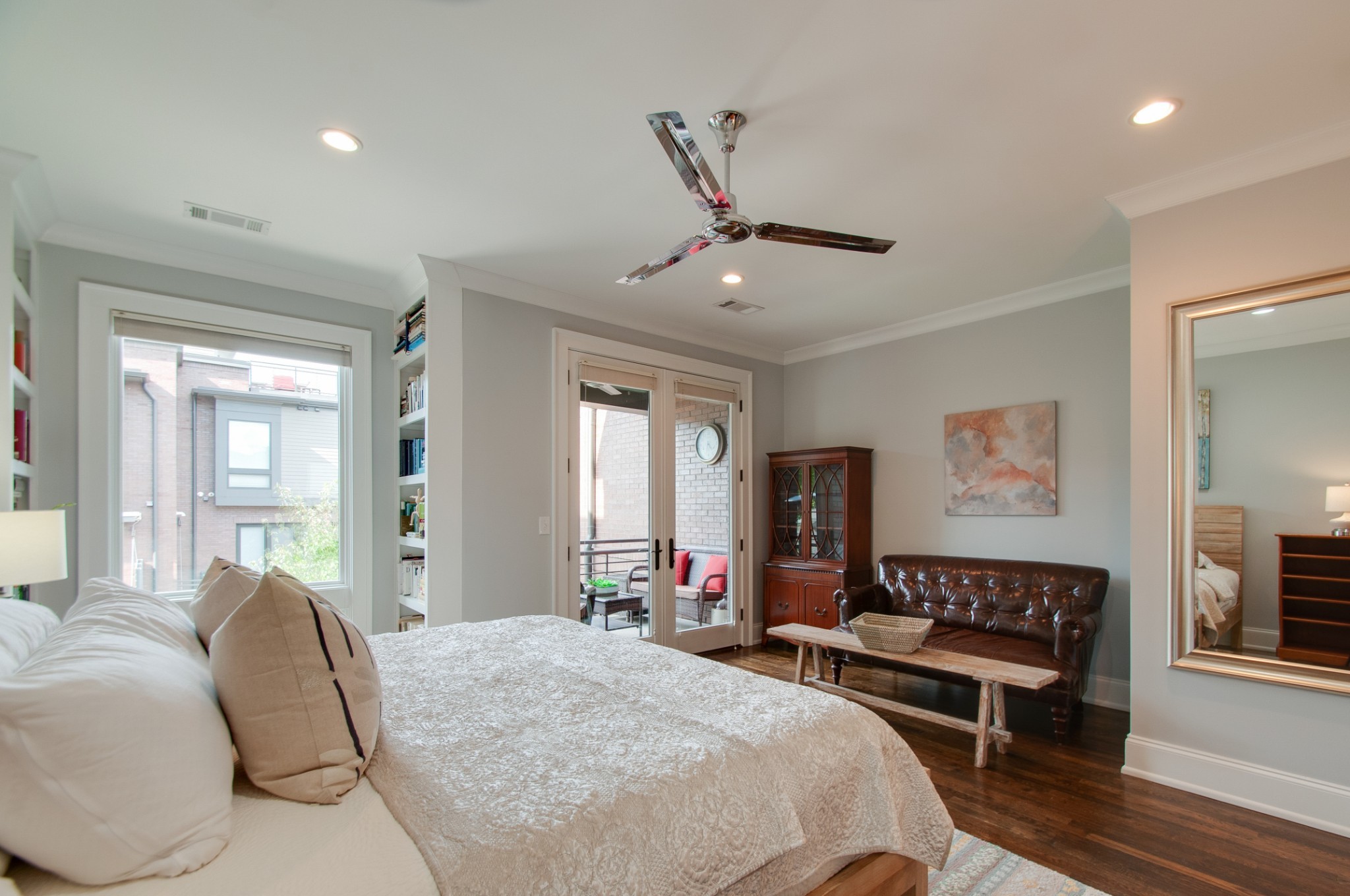 1701 Blair Blvd Unit: 9