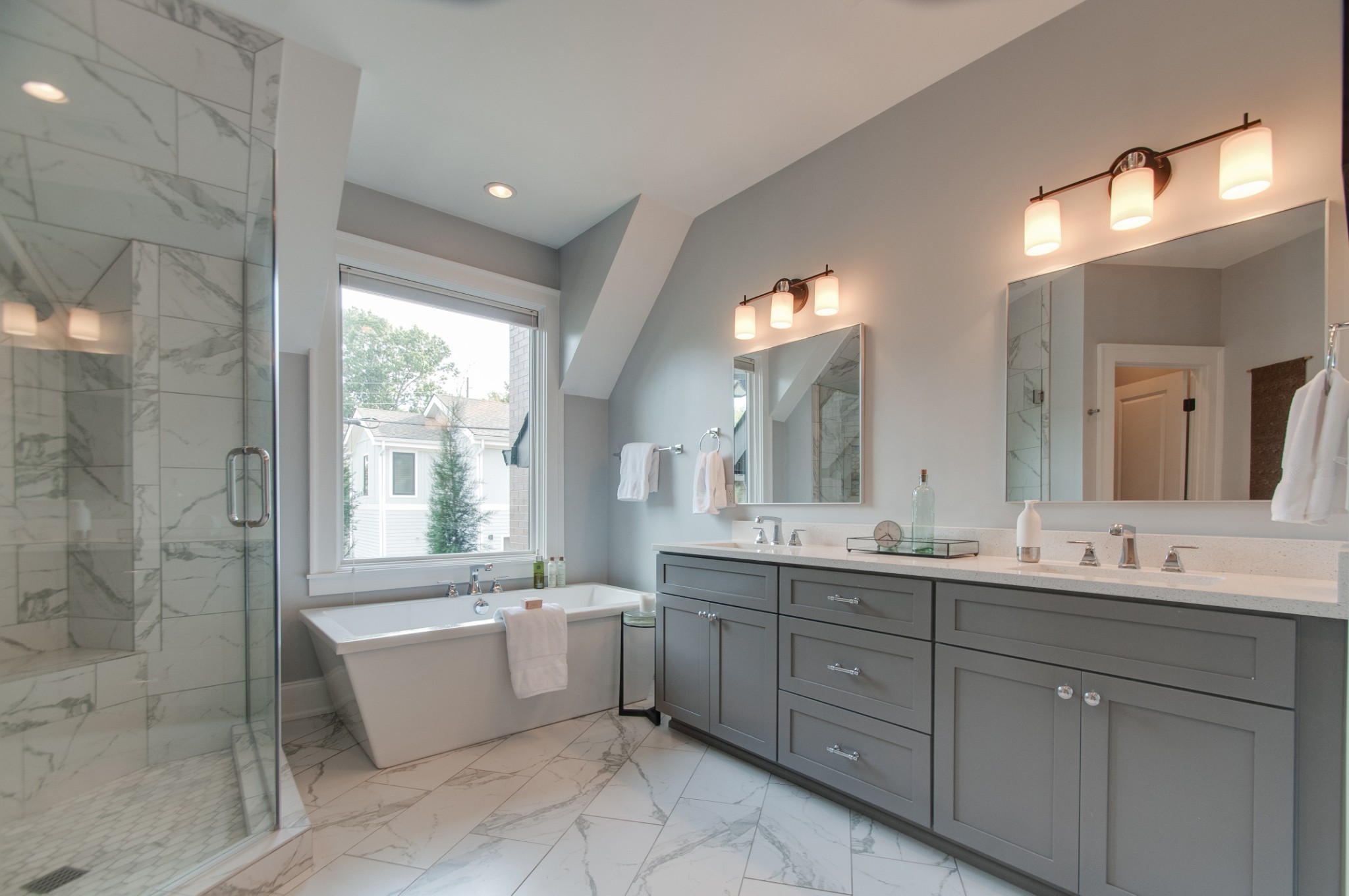 1701 Blair Blvd Unit: 9