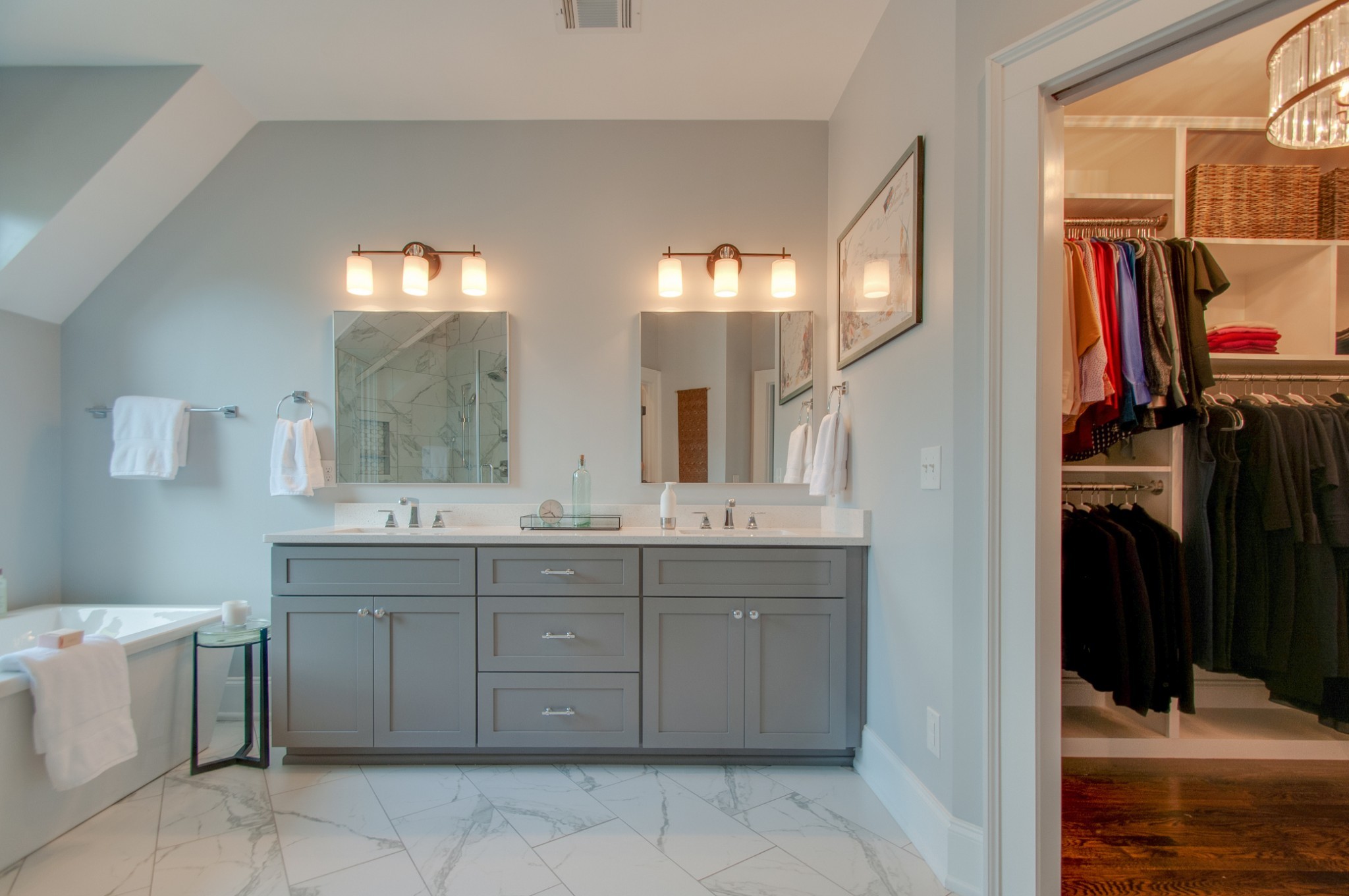 1701 Blair Blvd Unit: 9