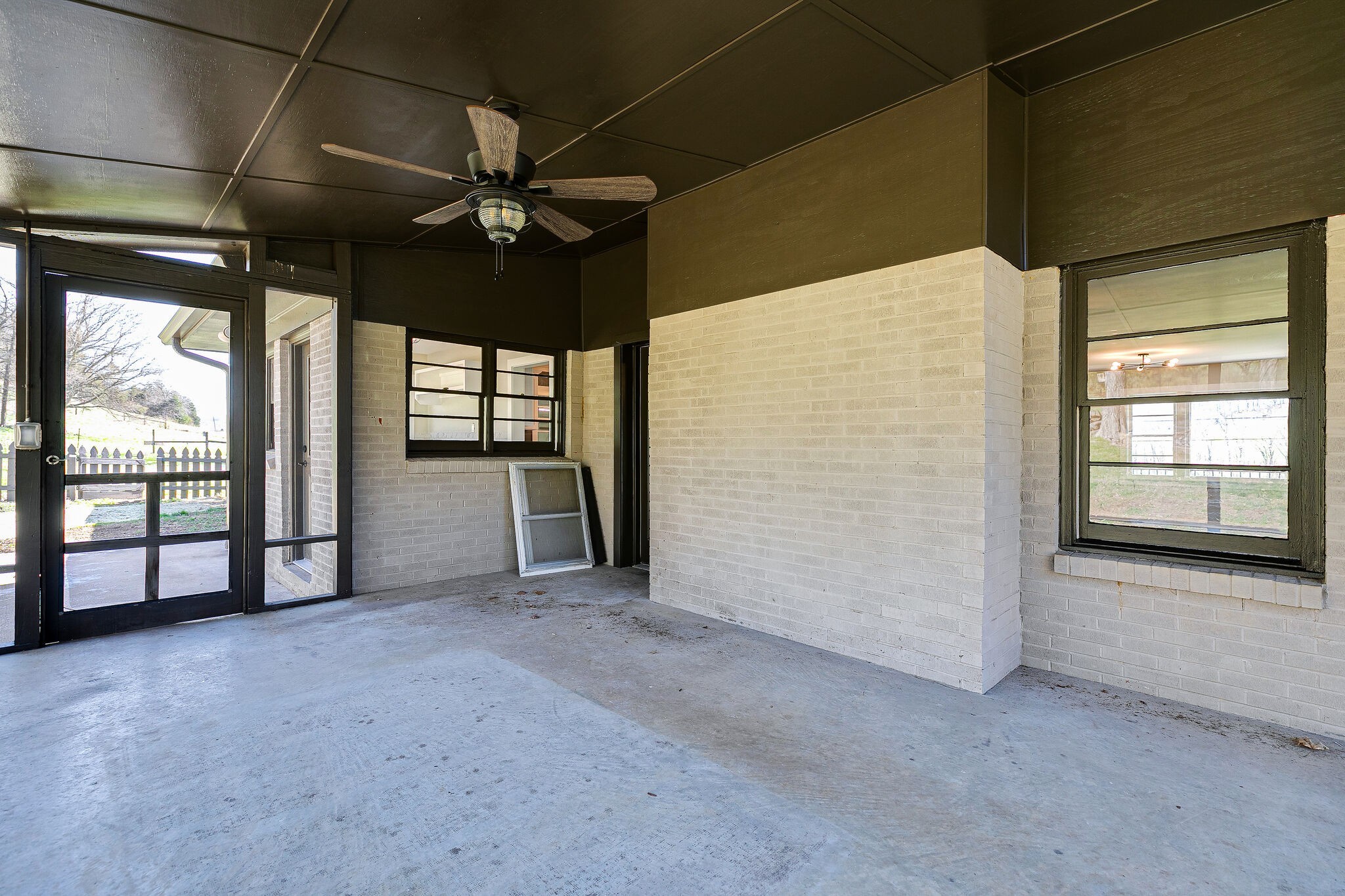 1914 Rd, W