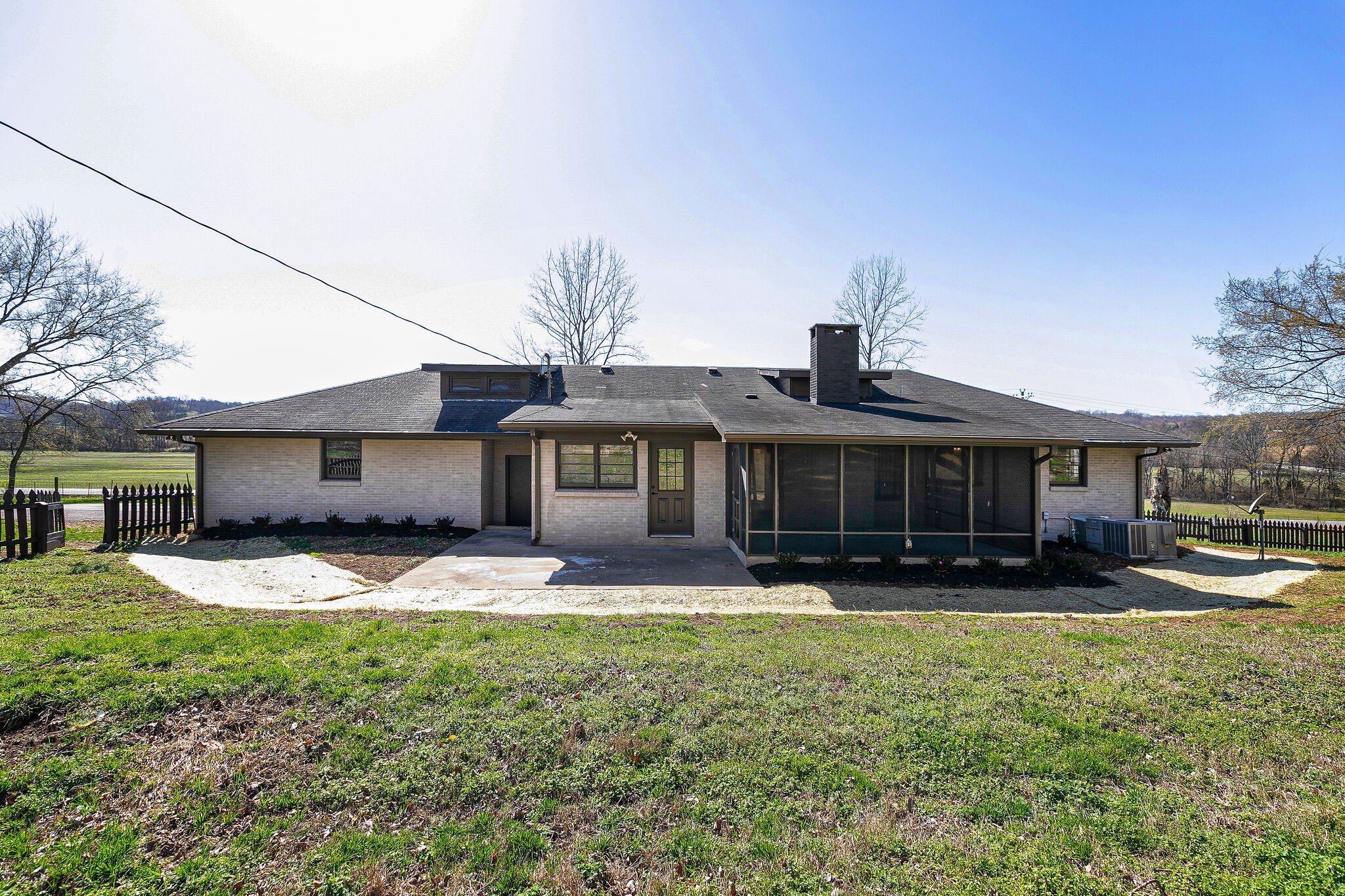 1914 Rd, W