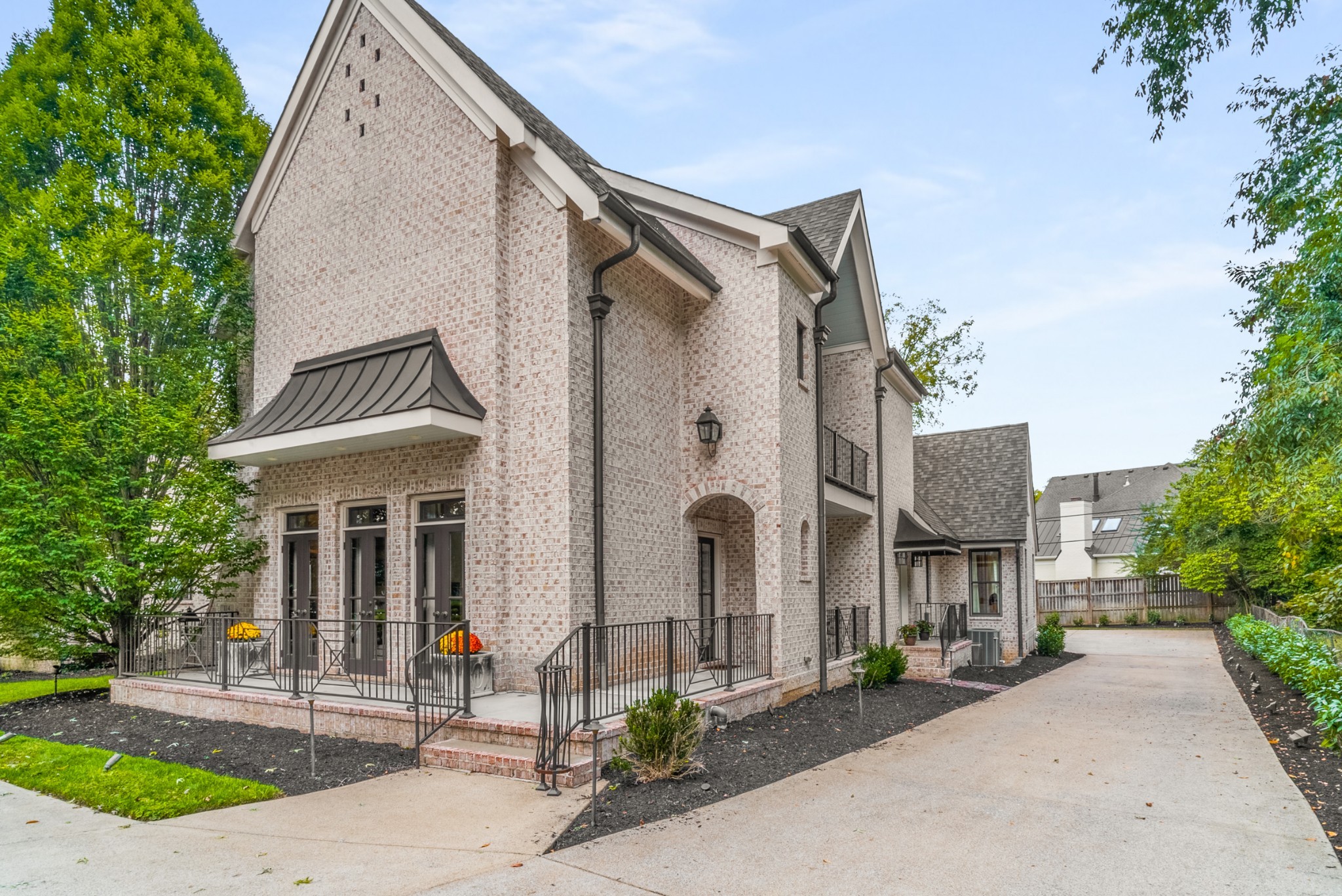 114 Heady Dr