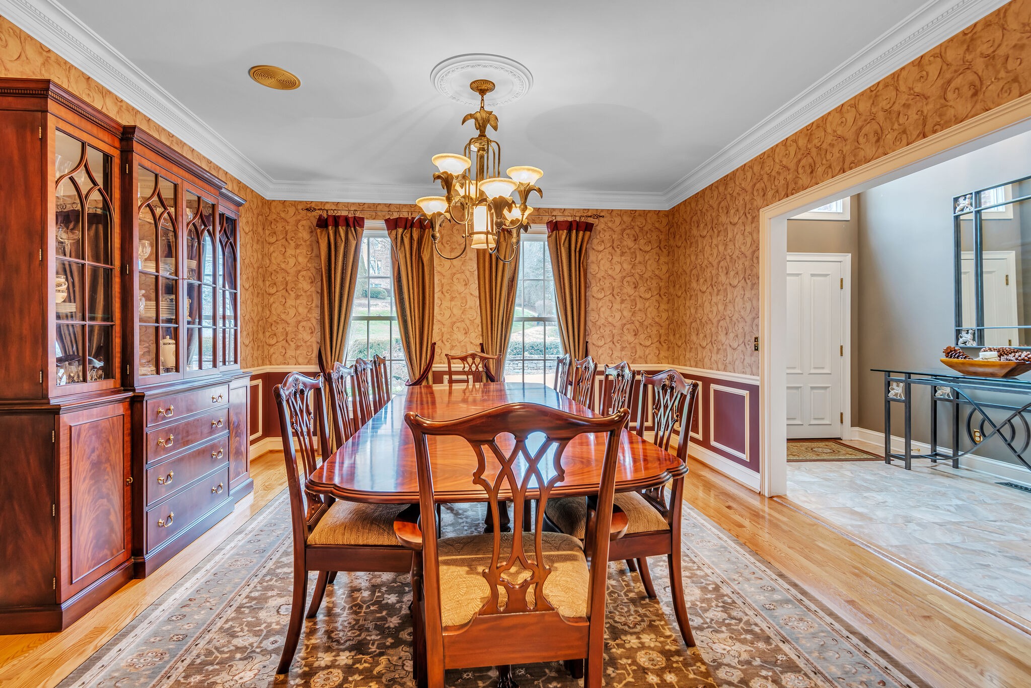 10 Castlewood Ct