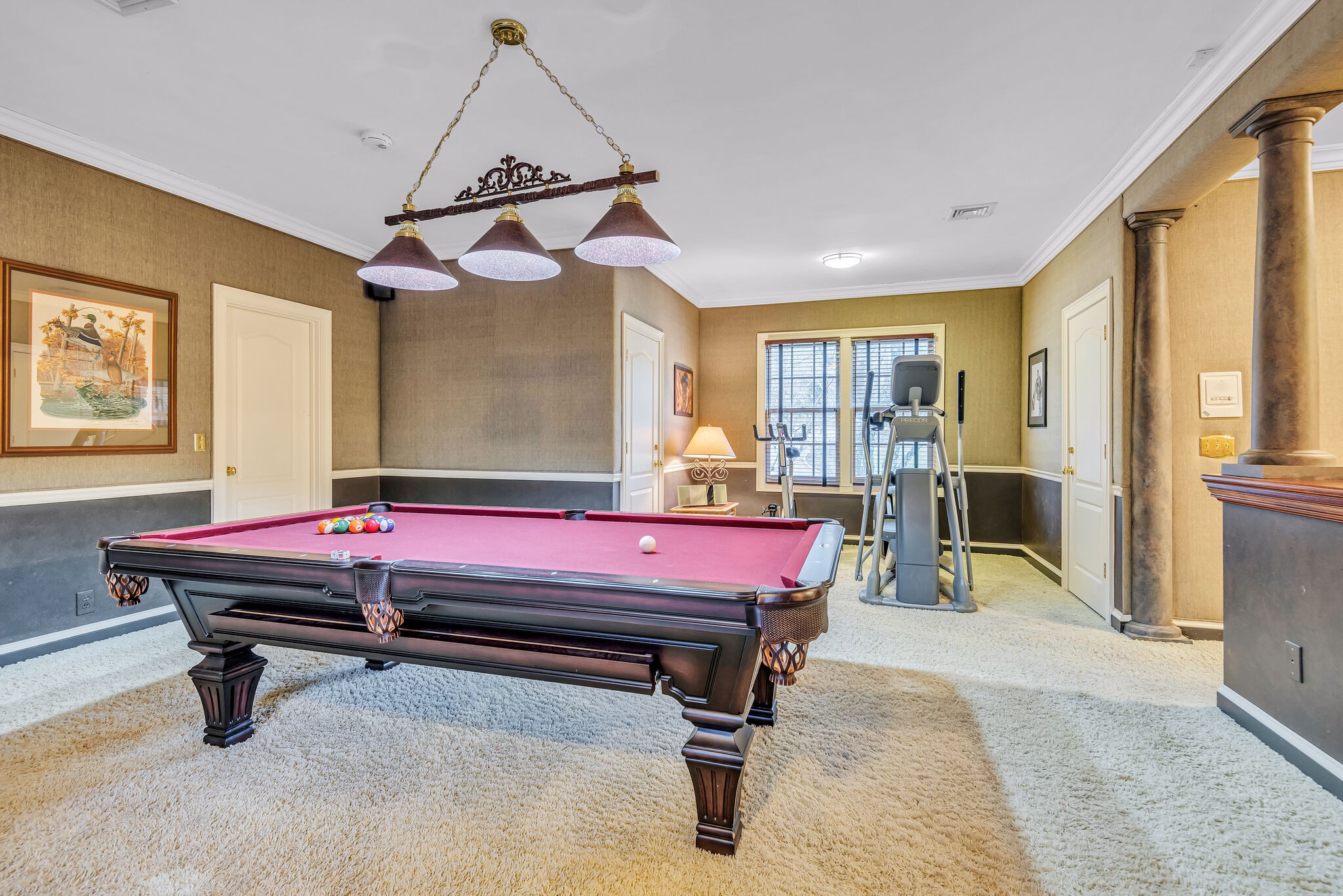 10 Castlewood Ct