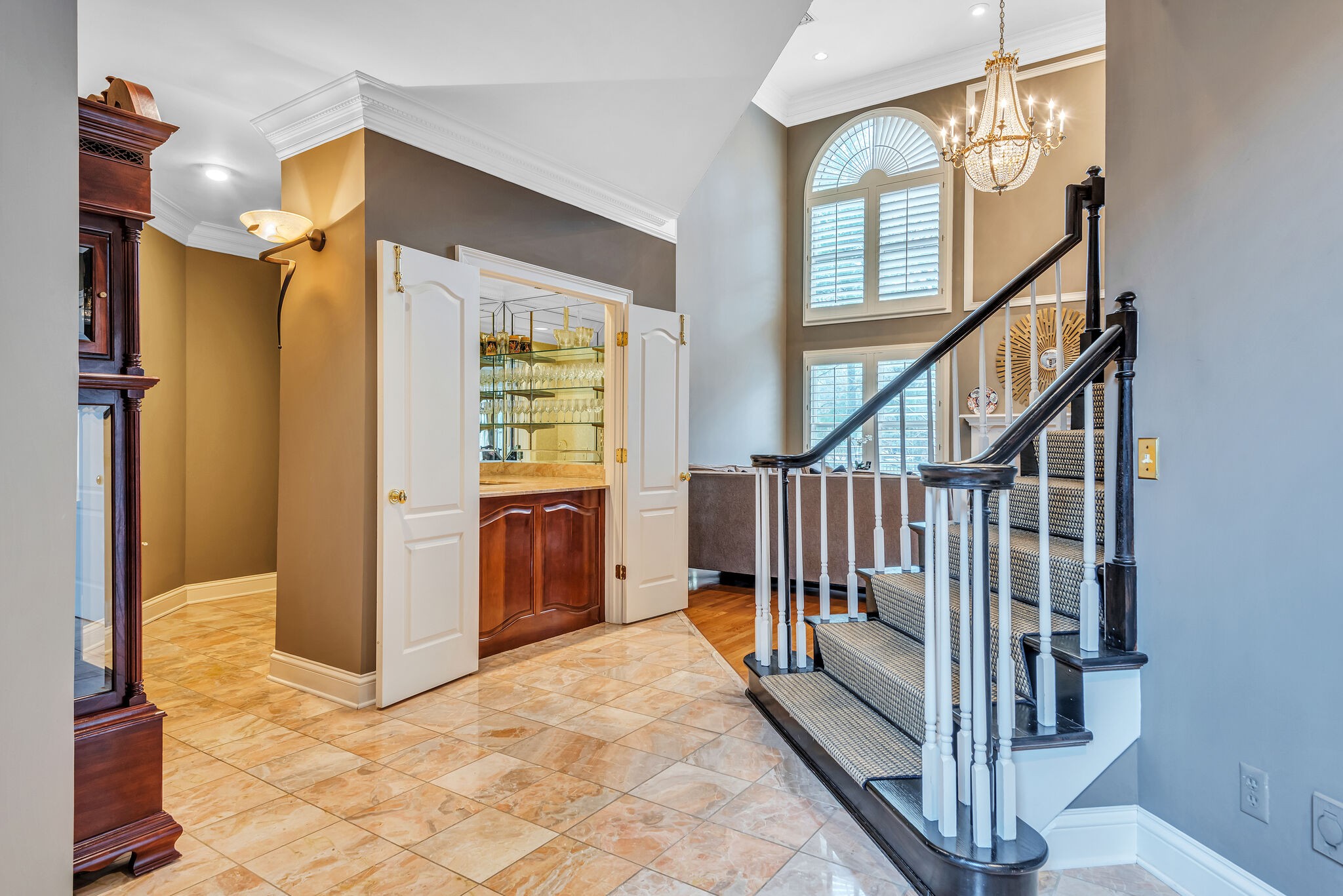 10 Castlewood Ct
