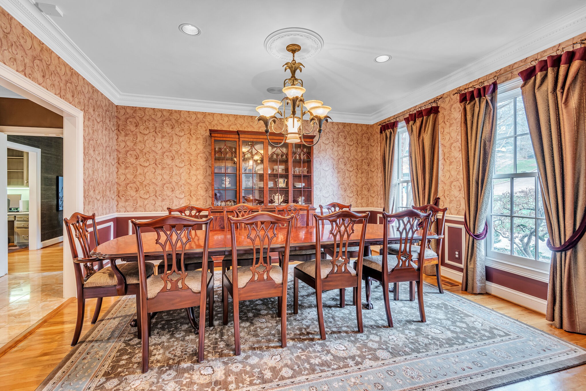 10 Castlewood Ct
