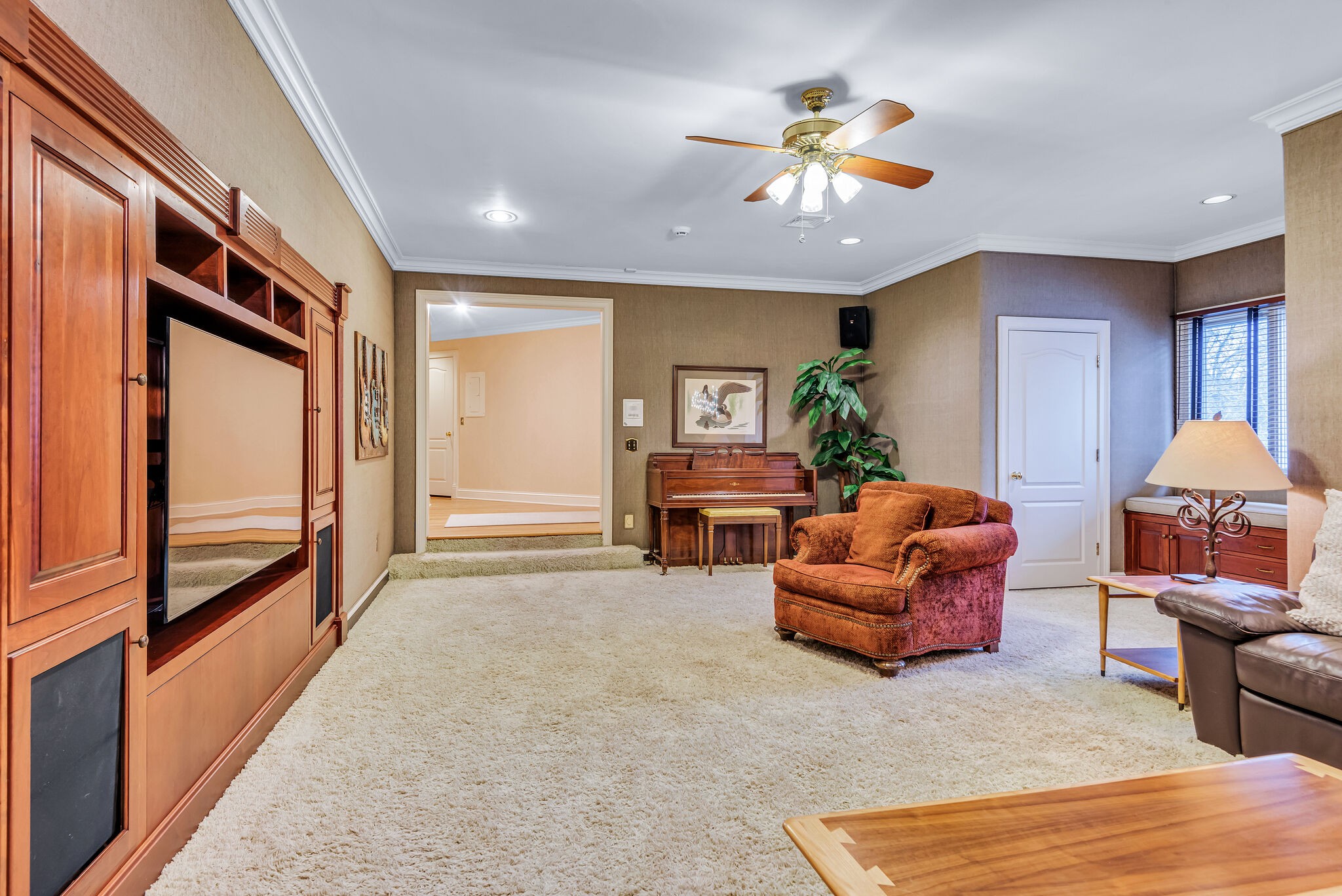 10 Castlewood Ct