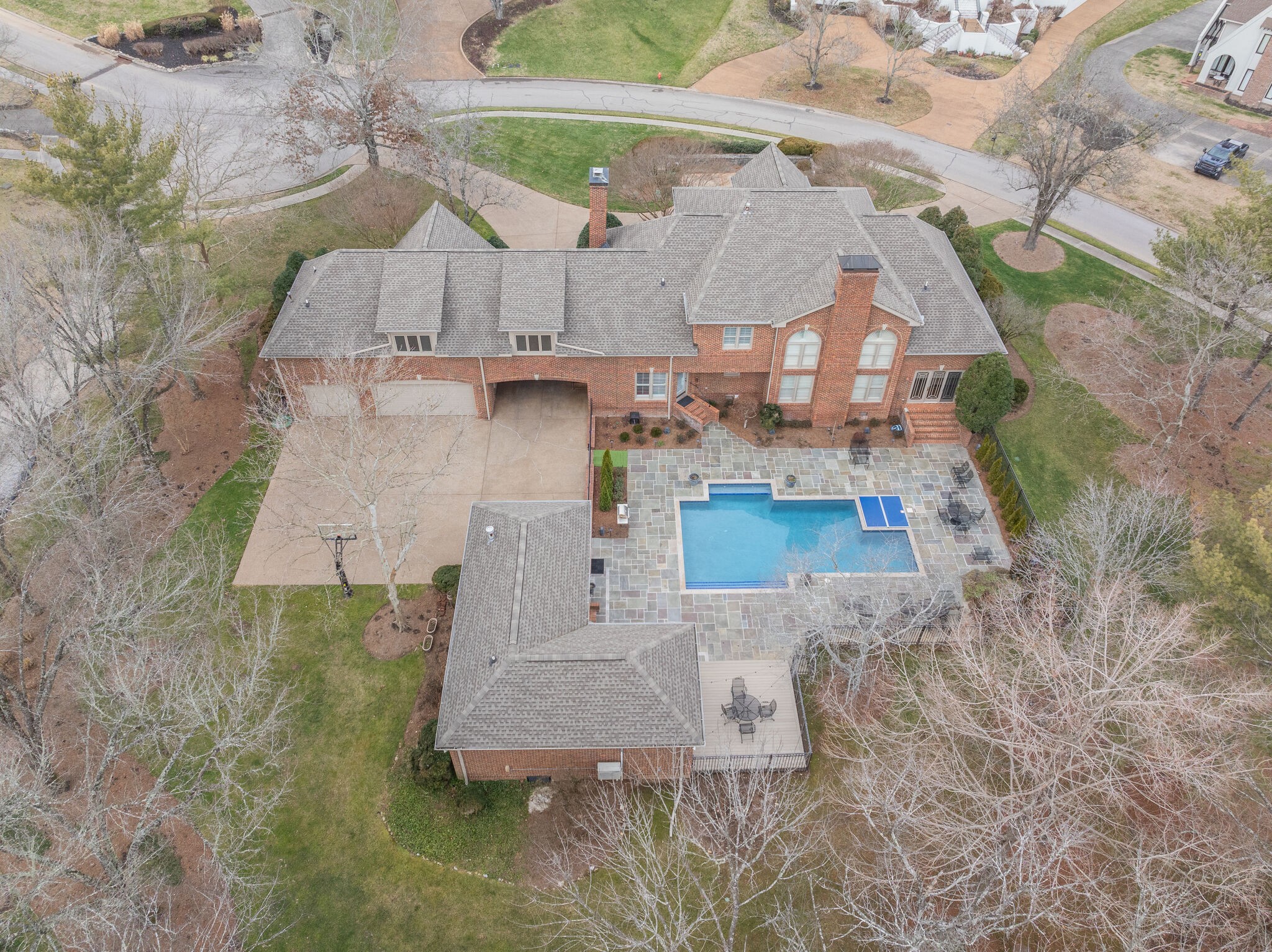 10 Castlewood Ct