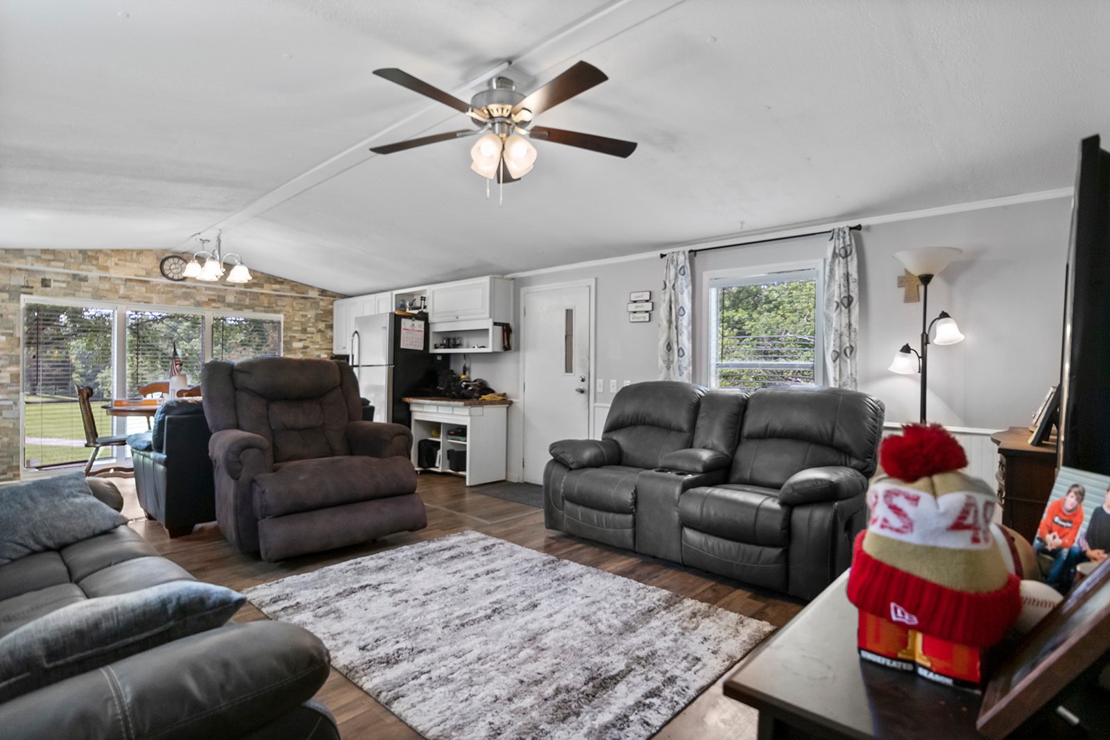 3765 Highway 70, W