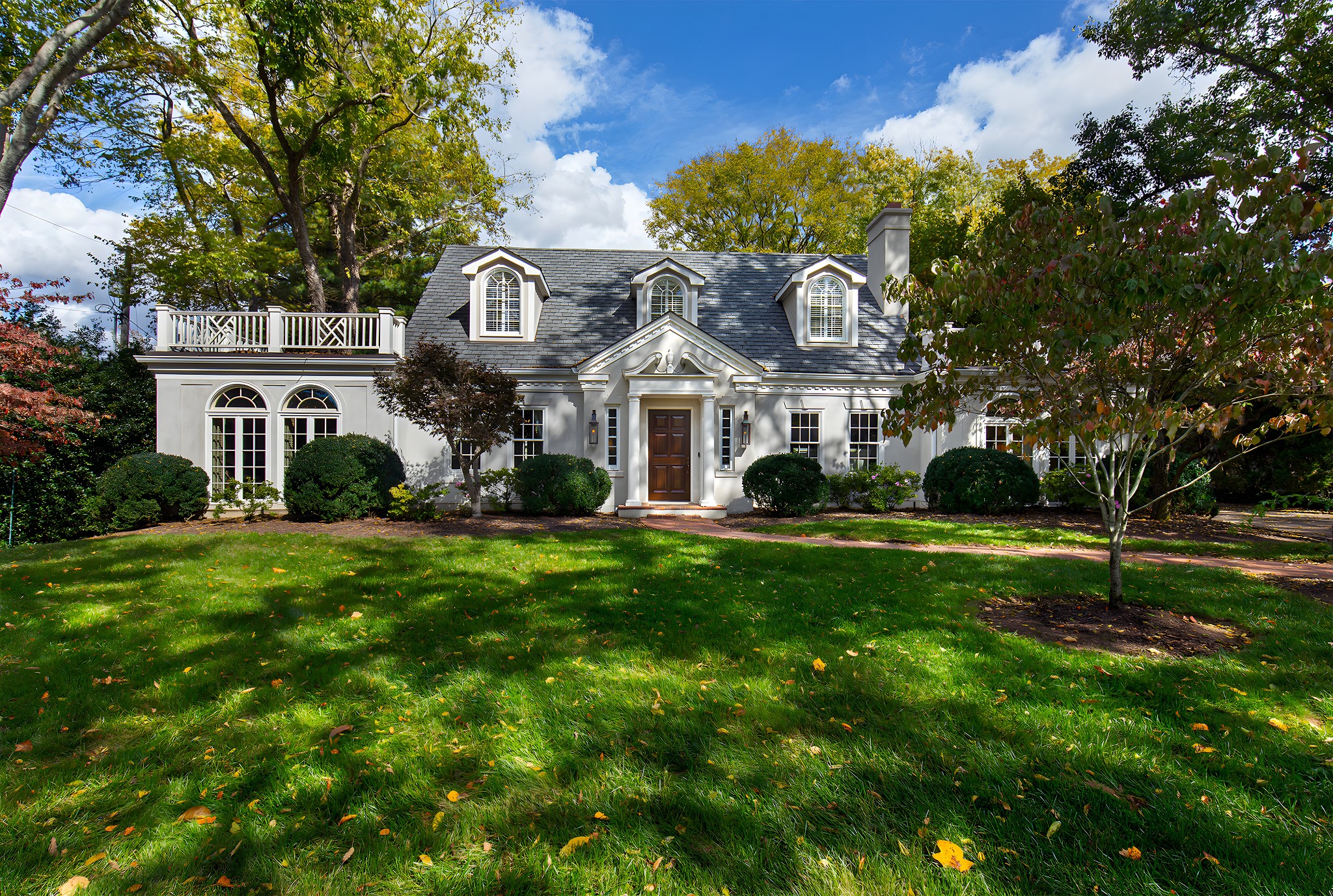 204 Jackson Blvd