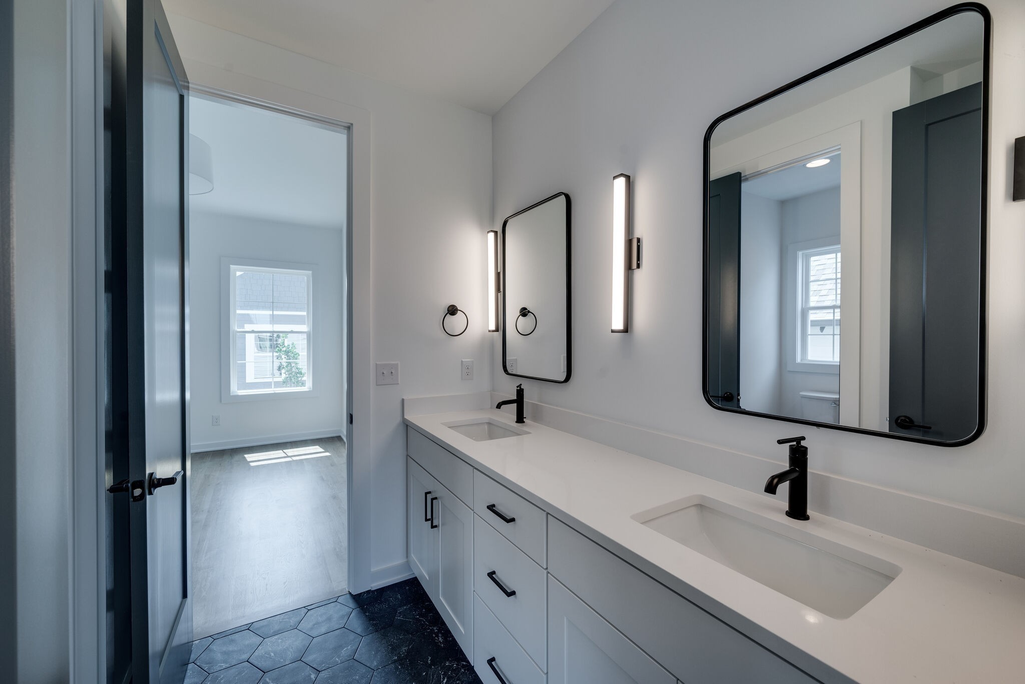 670 Annex Ave Unit: A