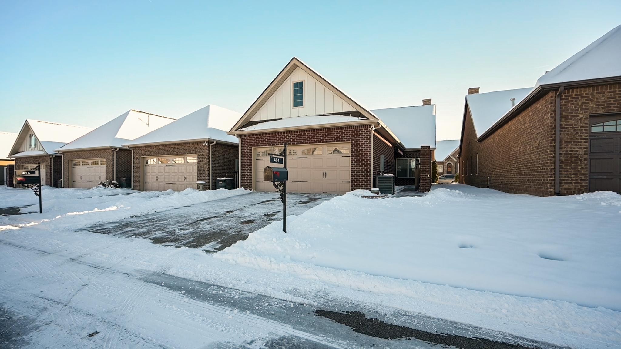 414 Lively Way