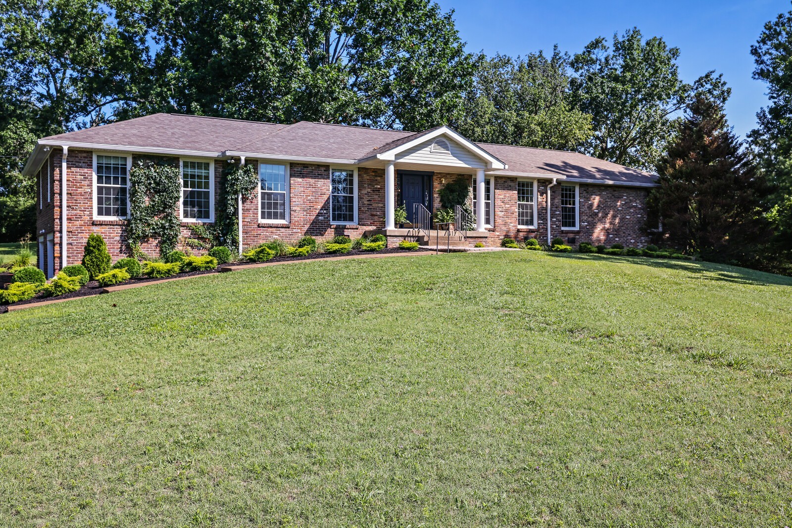 6504 Pennywell Dr
