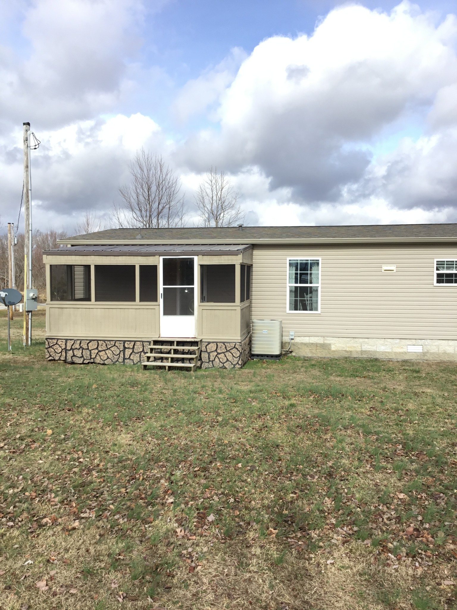 124 Bill White Ln