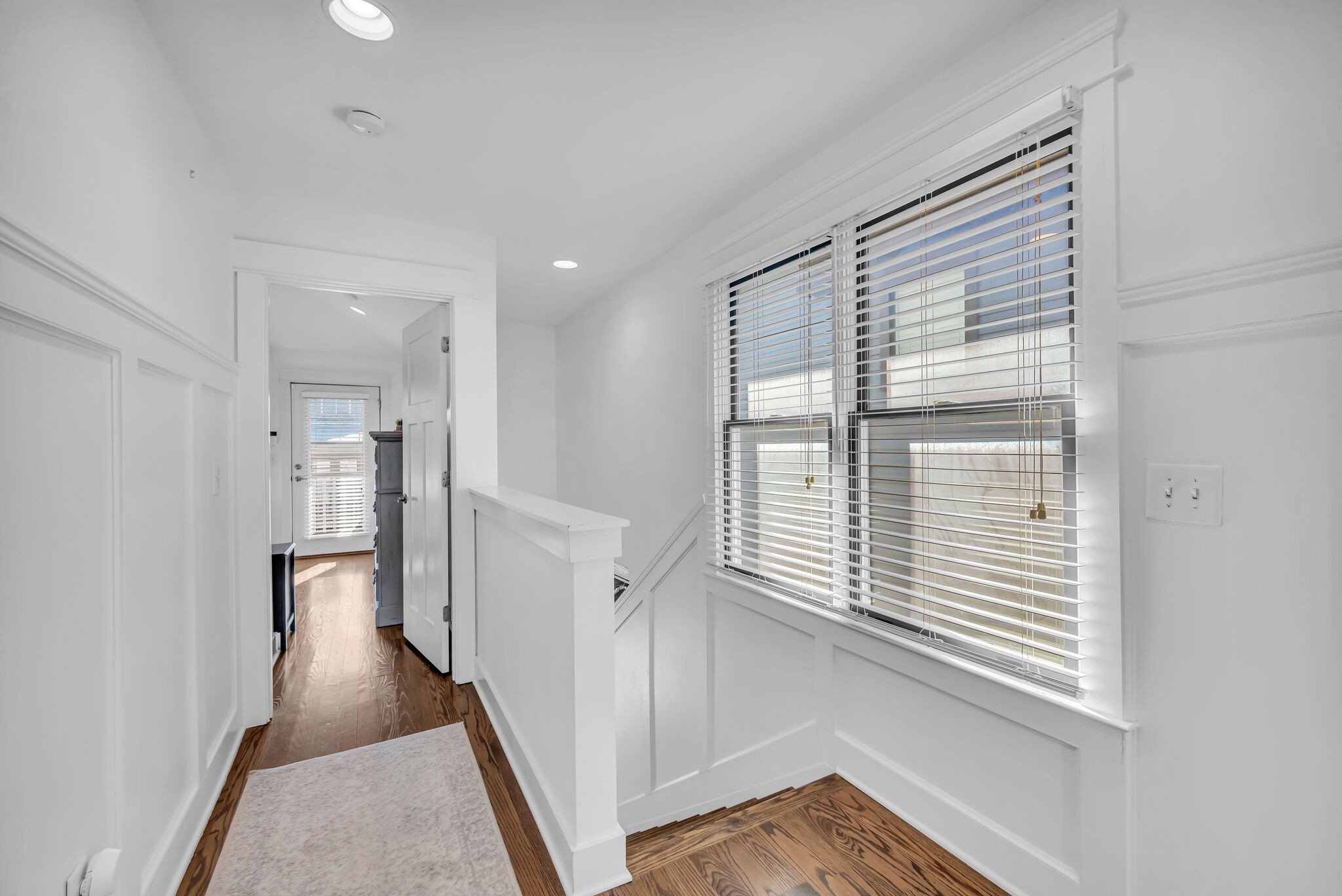 316 Artisan Ln
