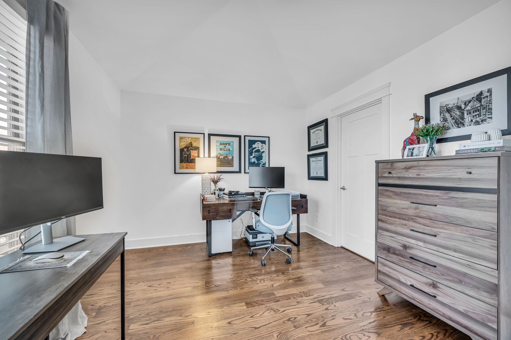 316 Artisan Ln