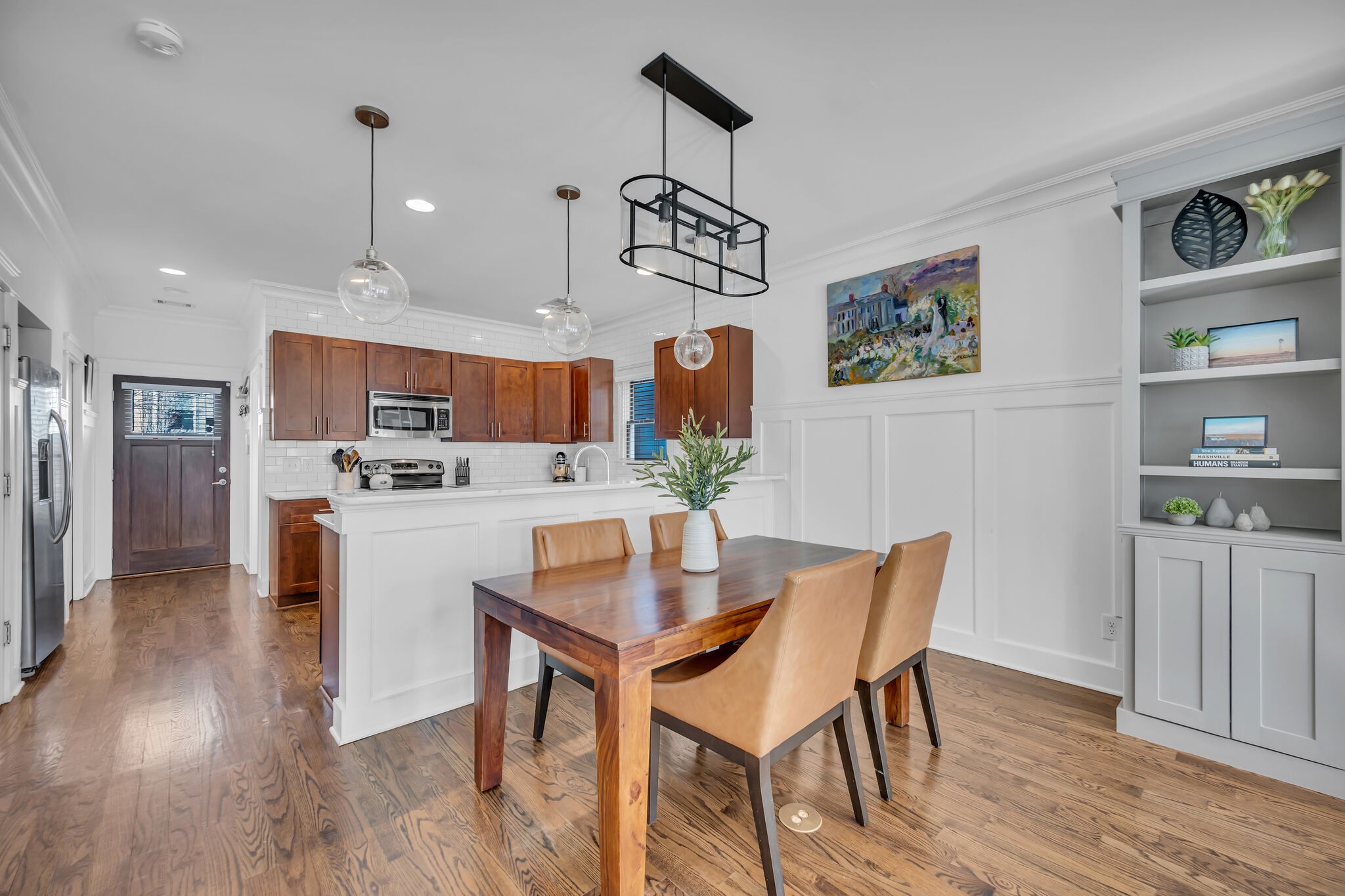 316 Artisan Ln