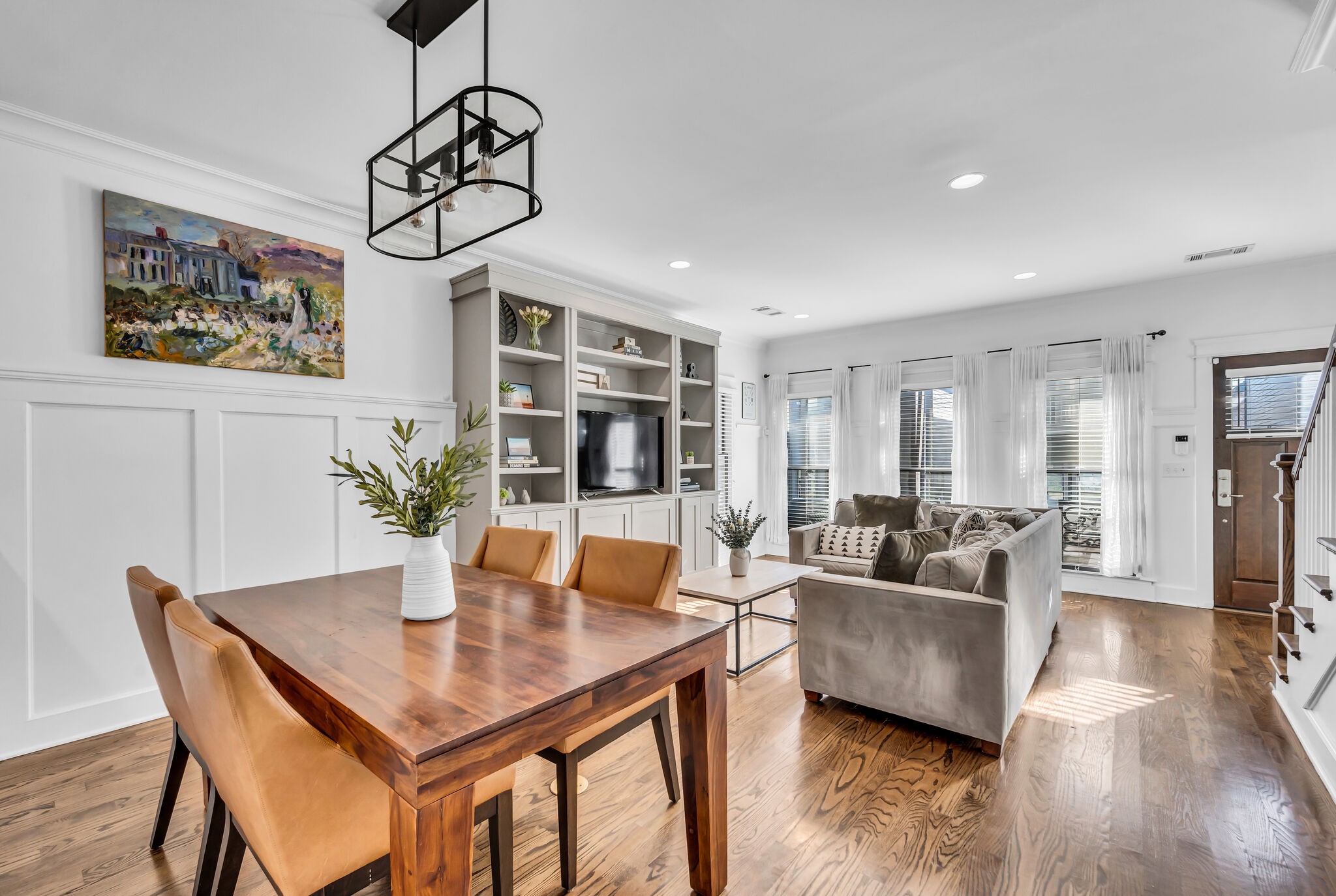 316 Artisan Ln