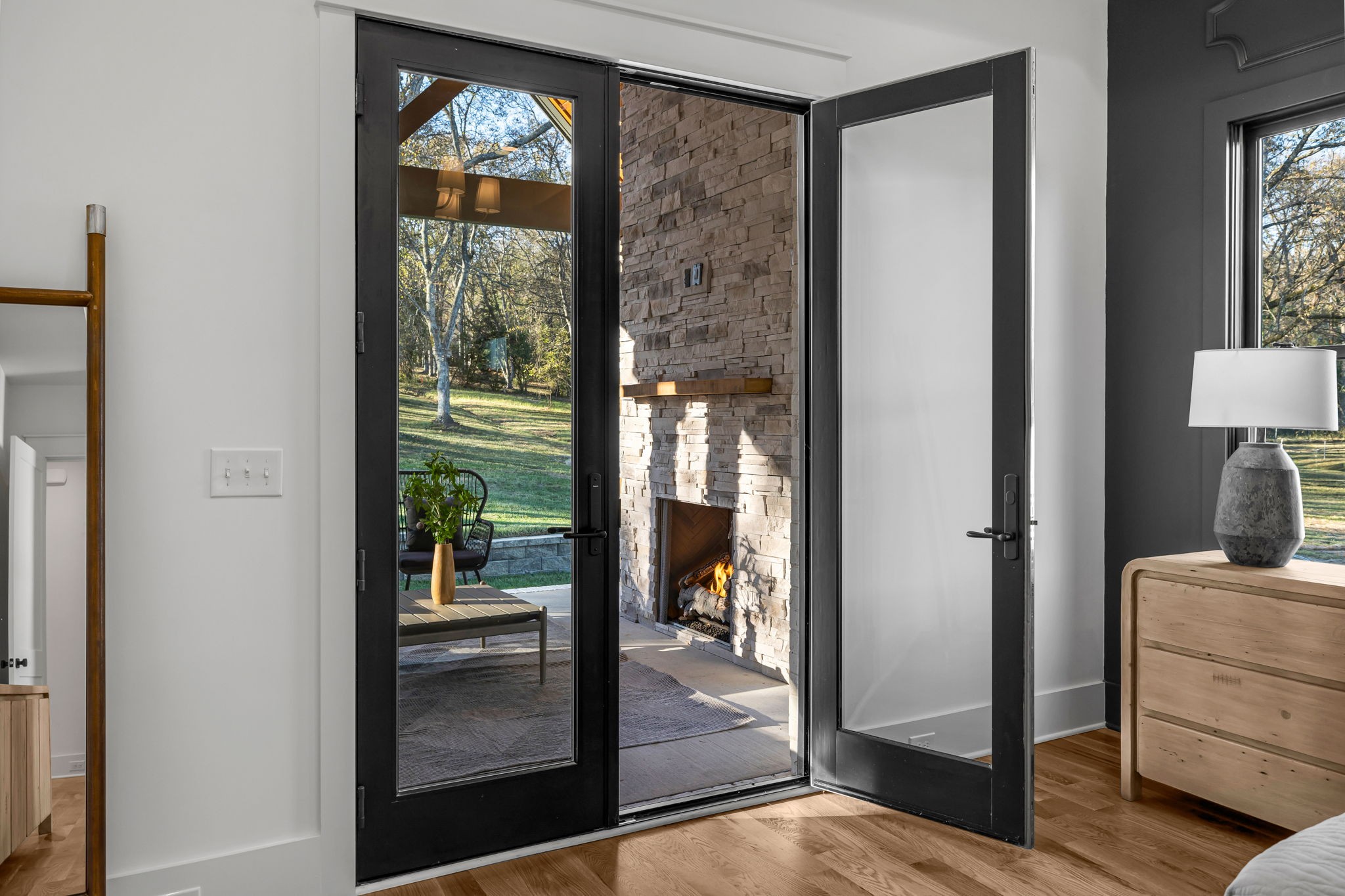 309 Jocelyn Hollow Cir