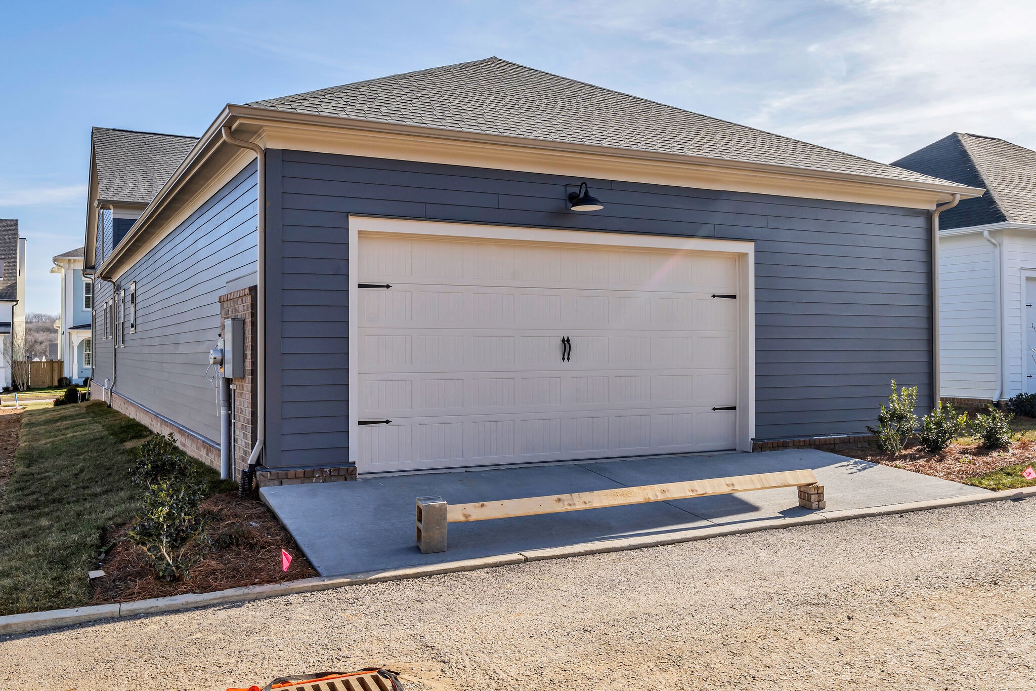 1229 Luckett Rd